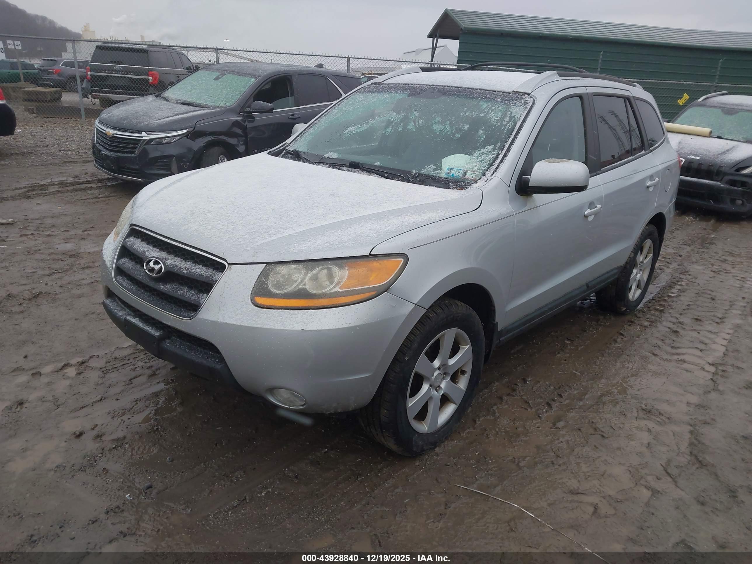 HYUNDAI SANTA image 2