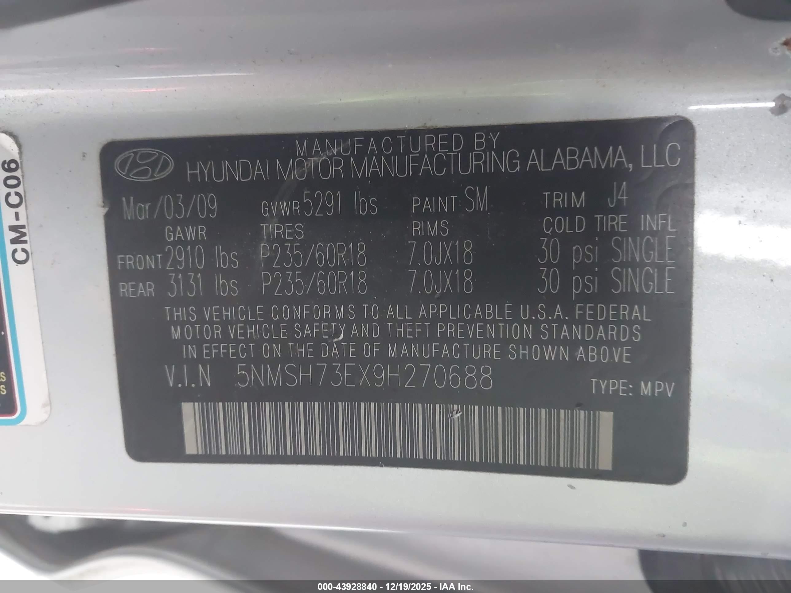 HYUNDAI SANTA image 9