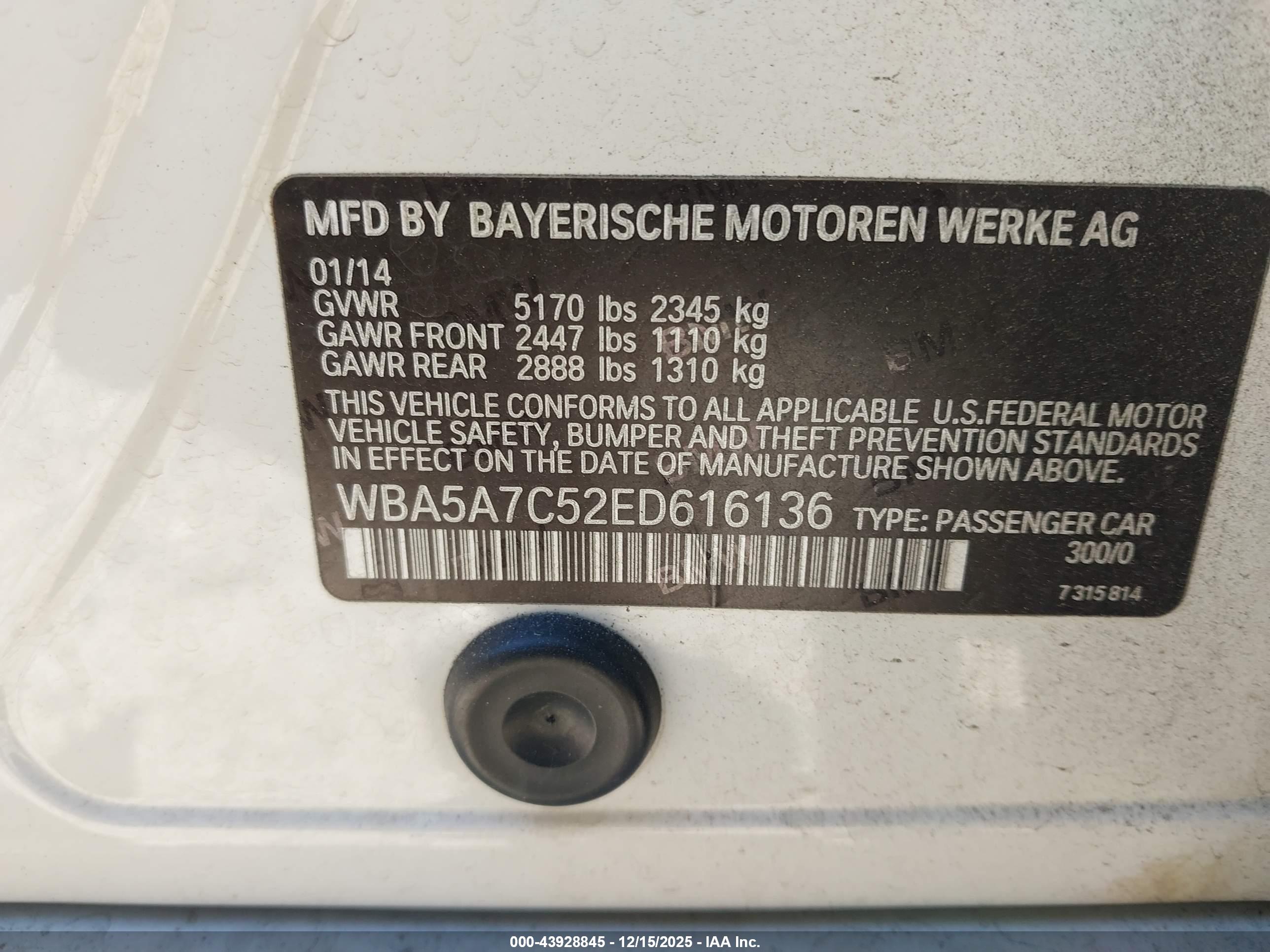 BMW 528I image 9