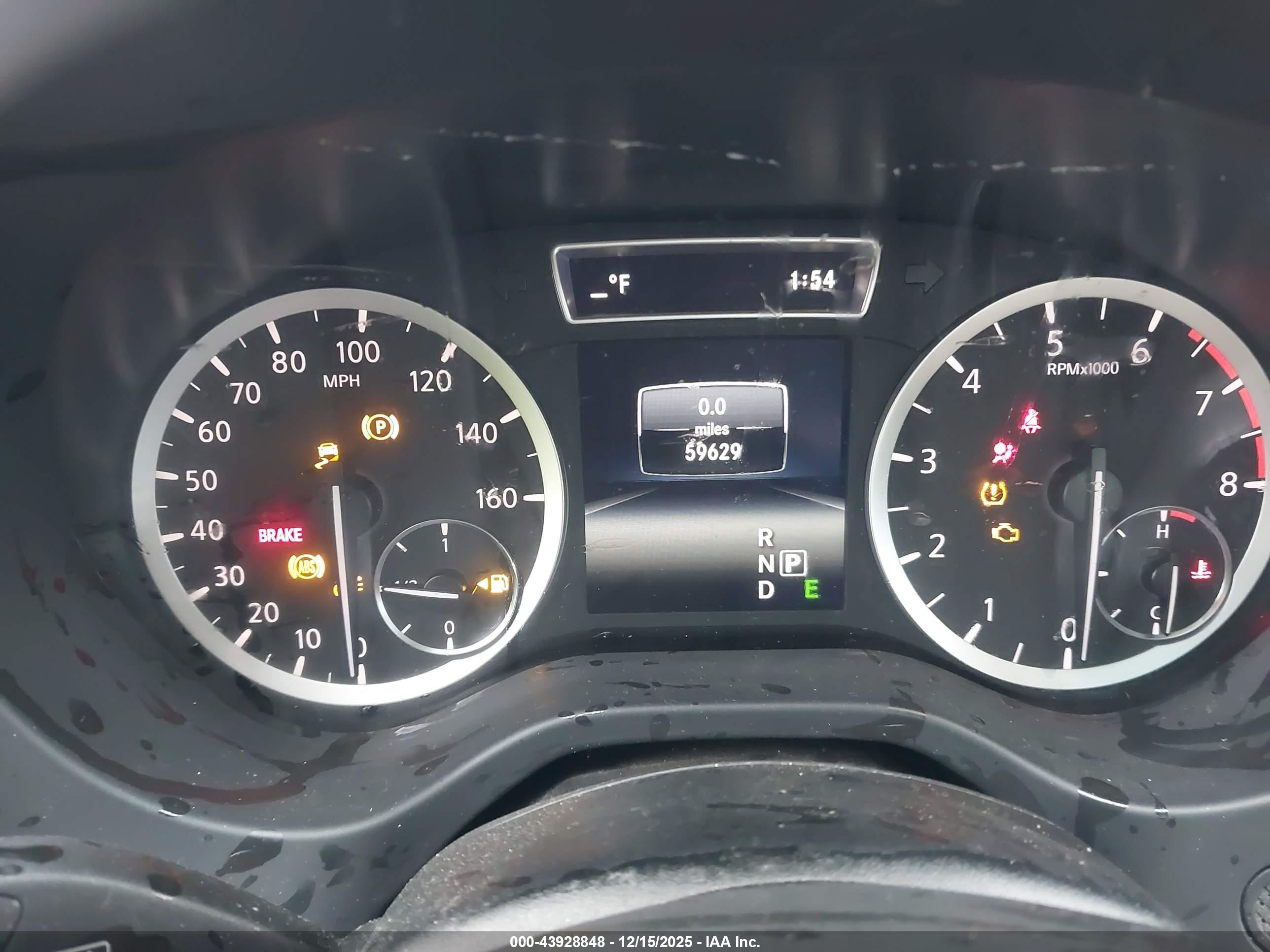 INFINITI QX30 image 7