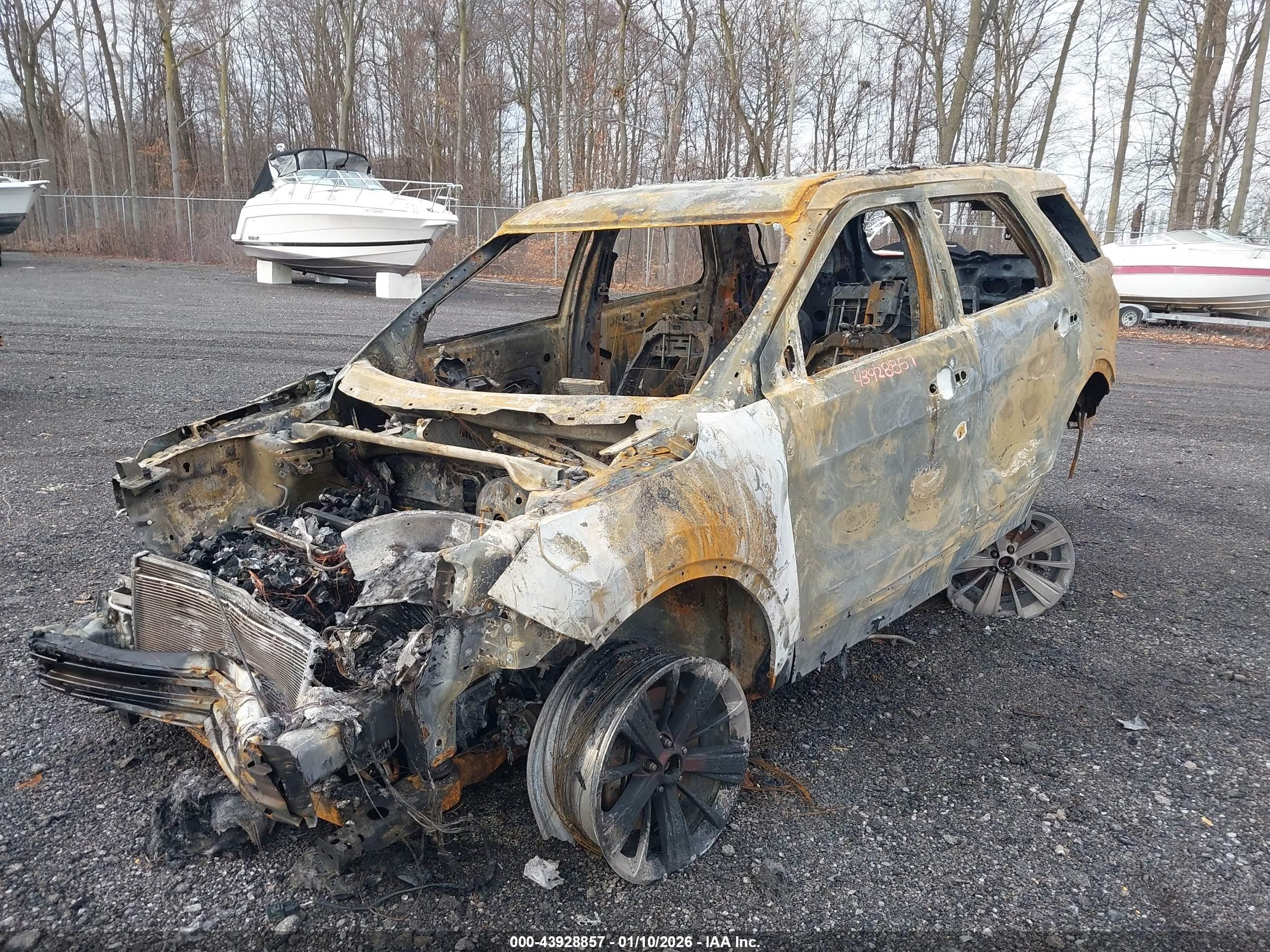 FORD EXPLORER image 6