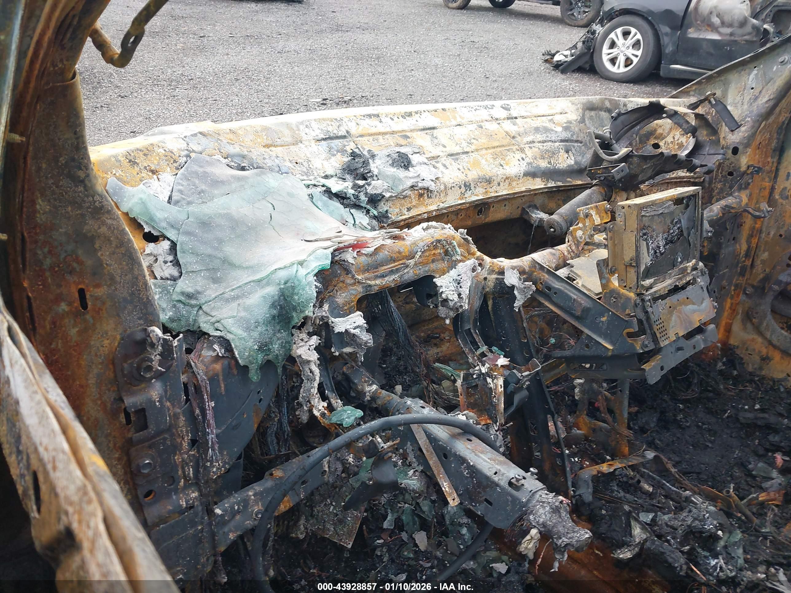 FORD EXPLORER image 7