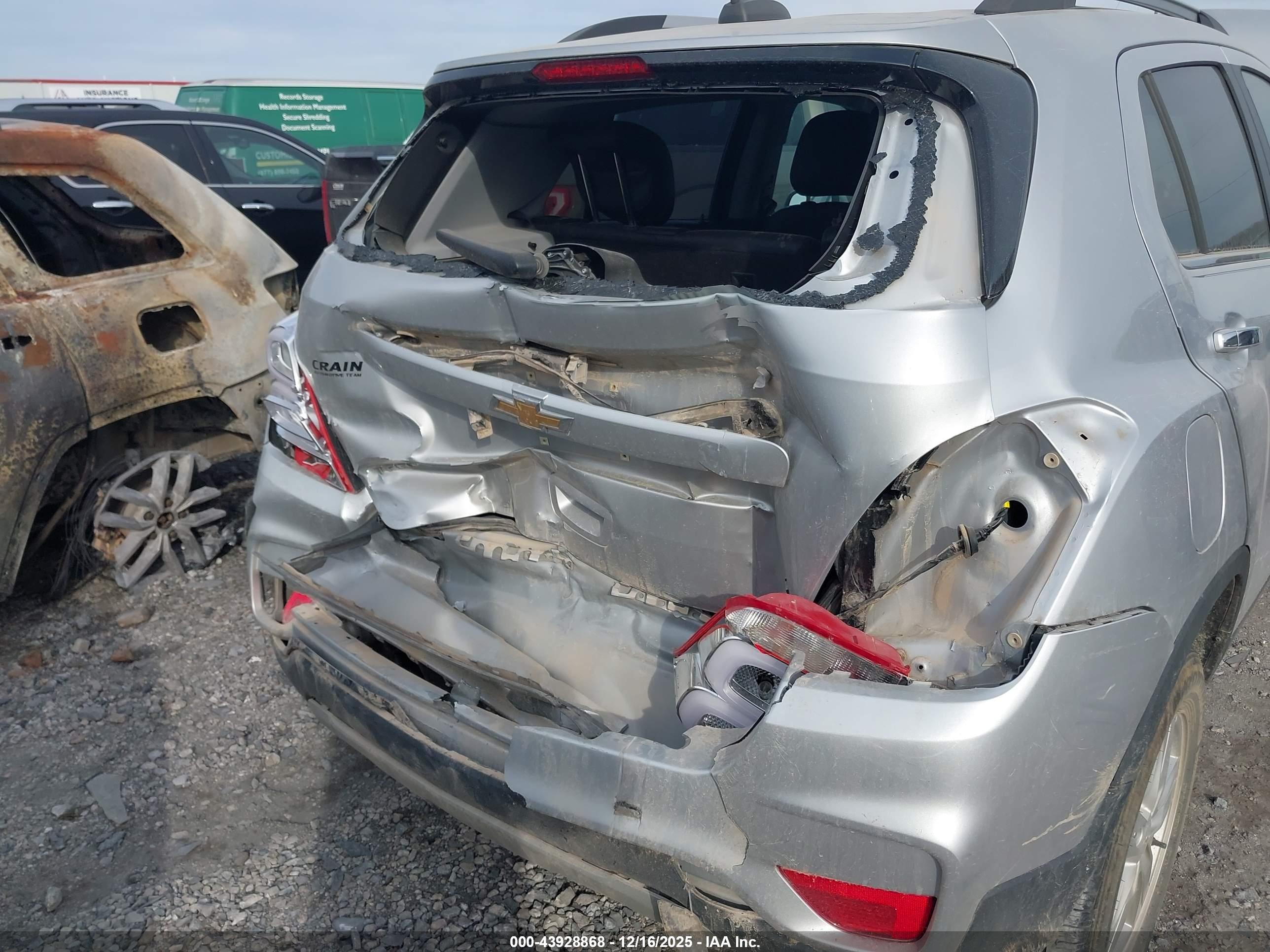 CHEVROLET TRAX image 6
