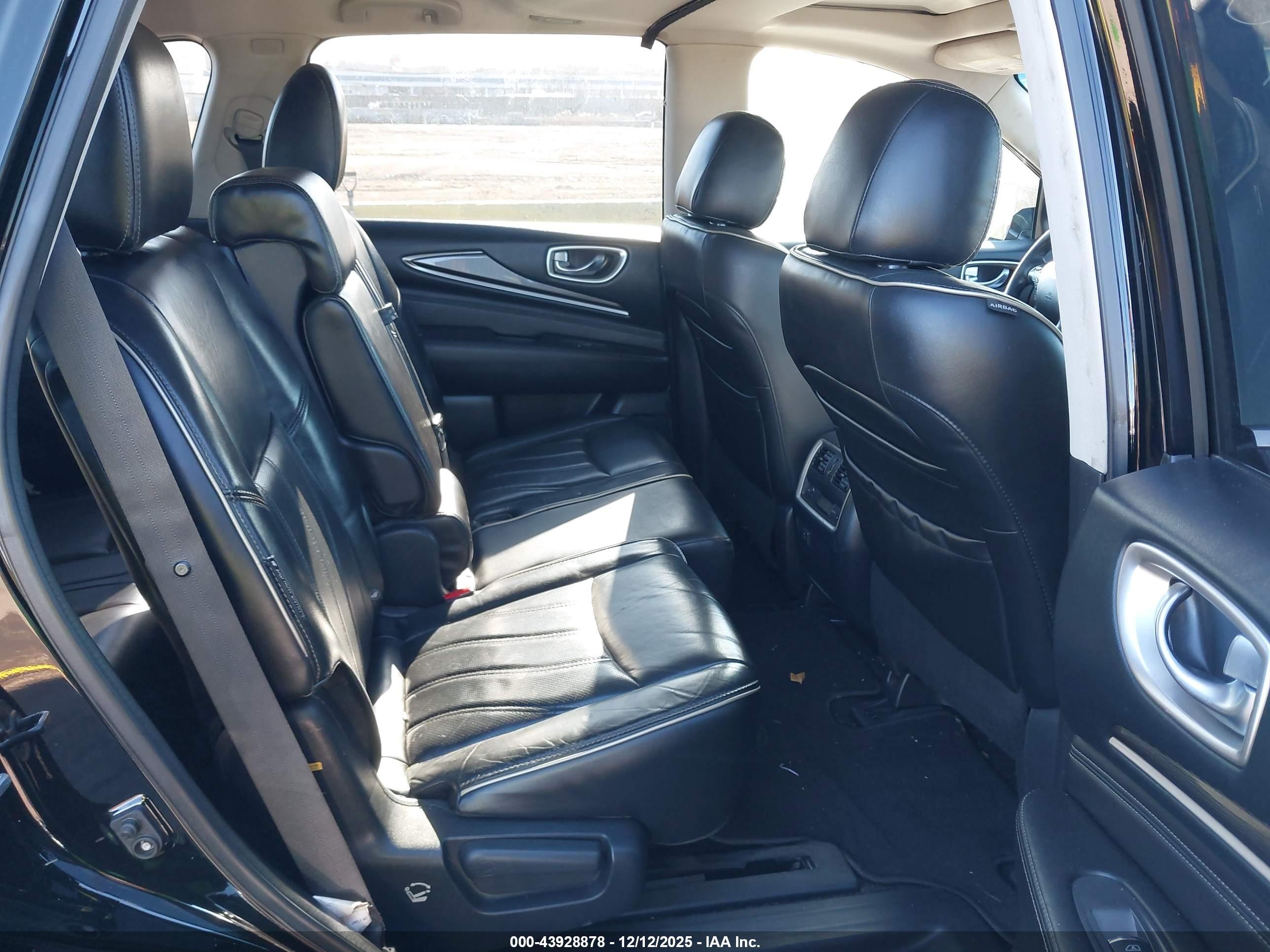 INFINITI QX60 image 8