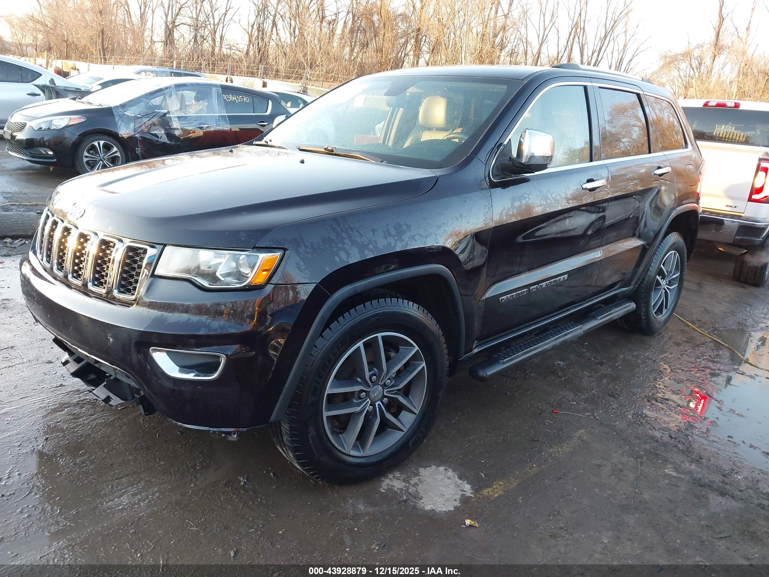 JEEP GRAND image 2