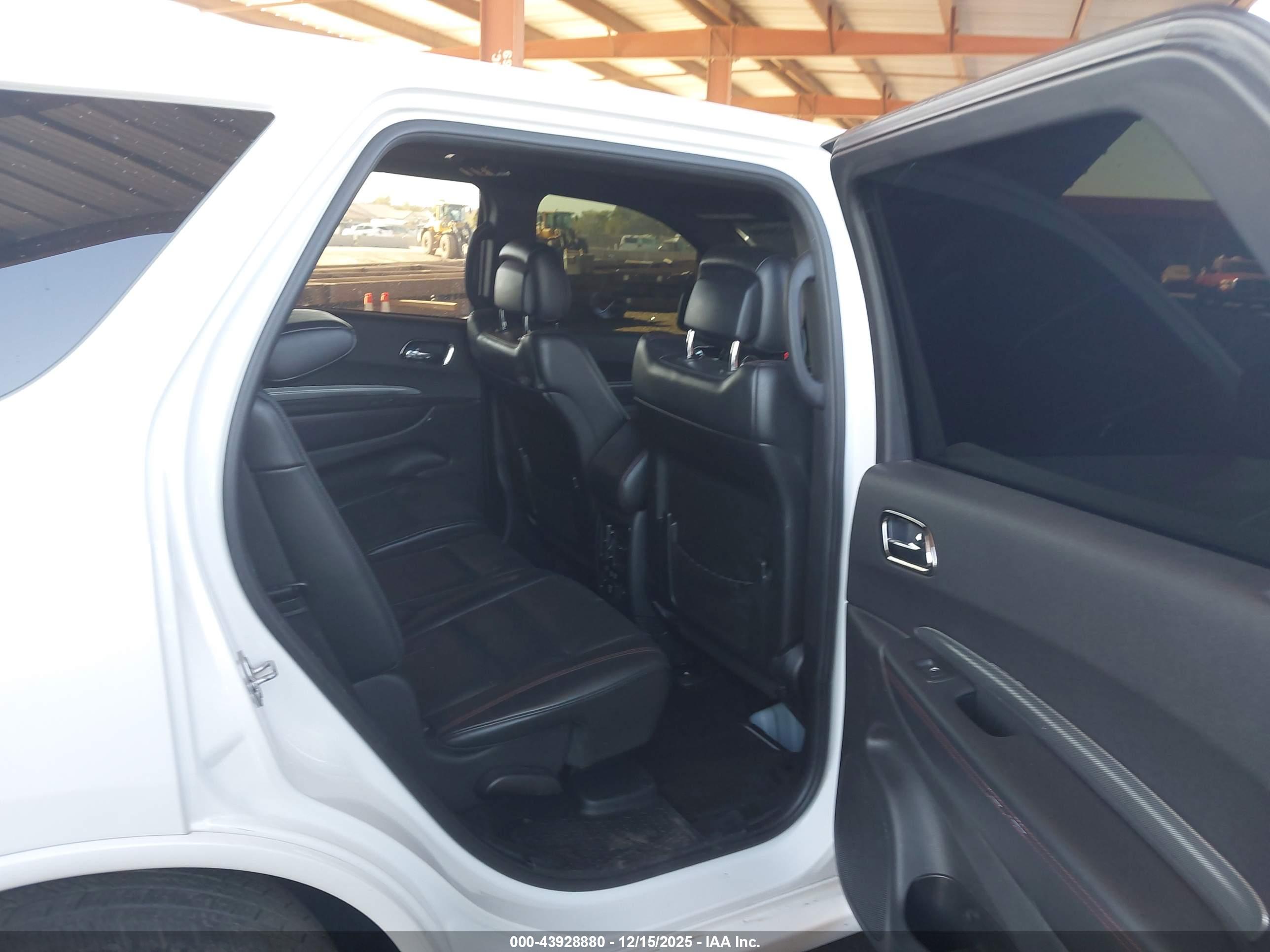 DODGE DURANGO image 8