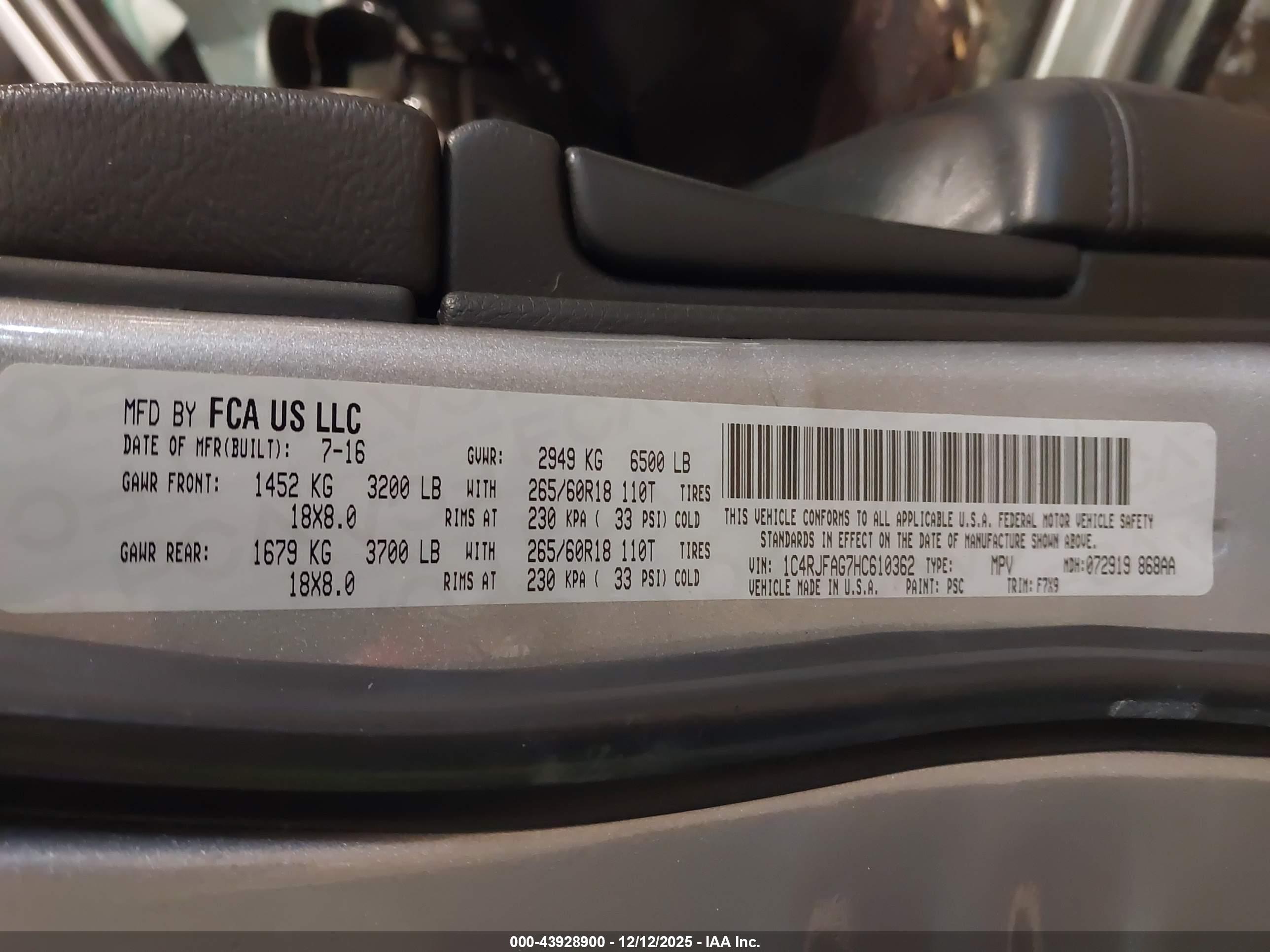 JEEP GRAND image 9