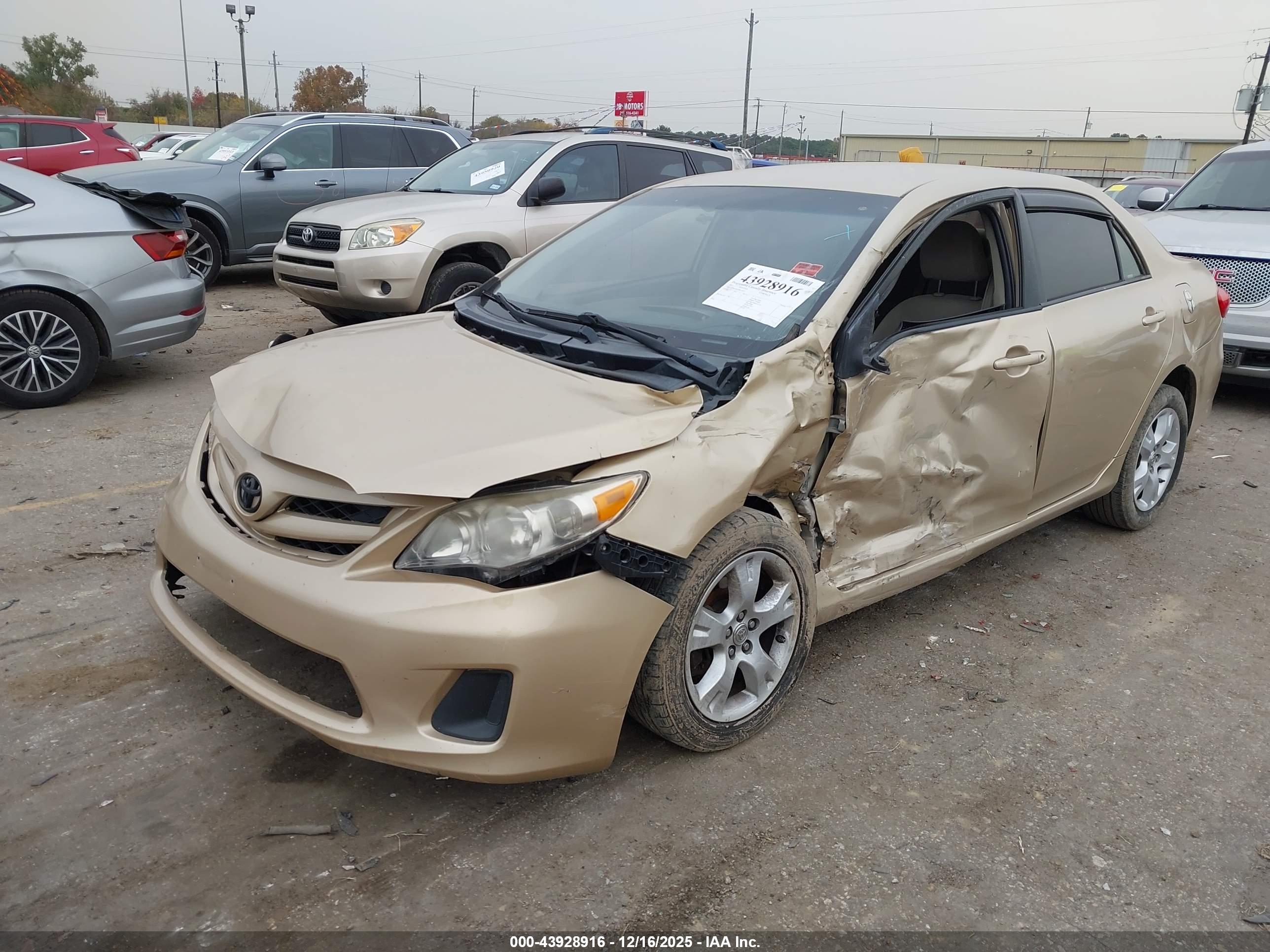 TOYOTA COROLLA image 2