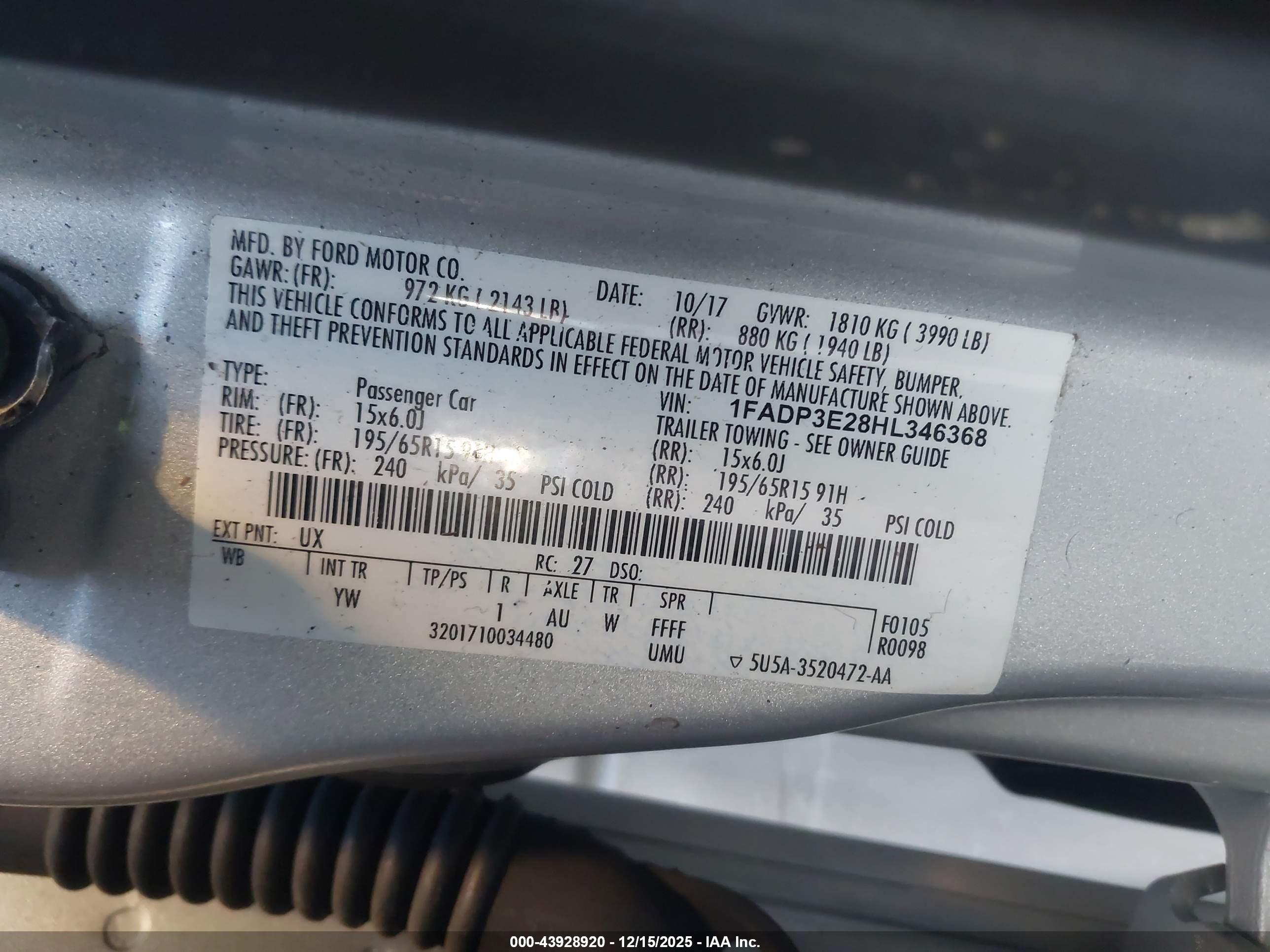 FORD FOCUS image 9