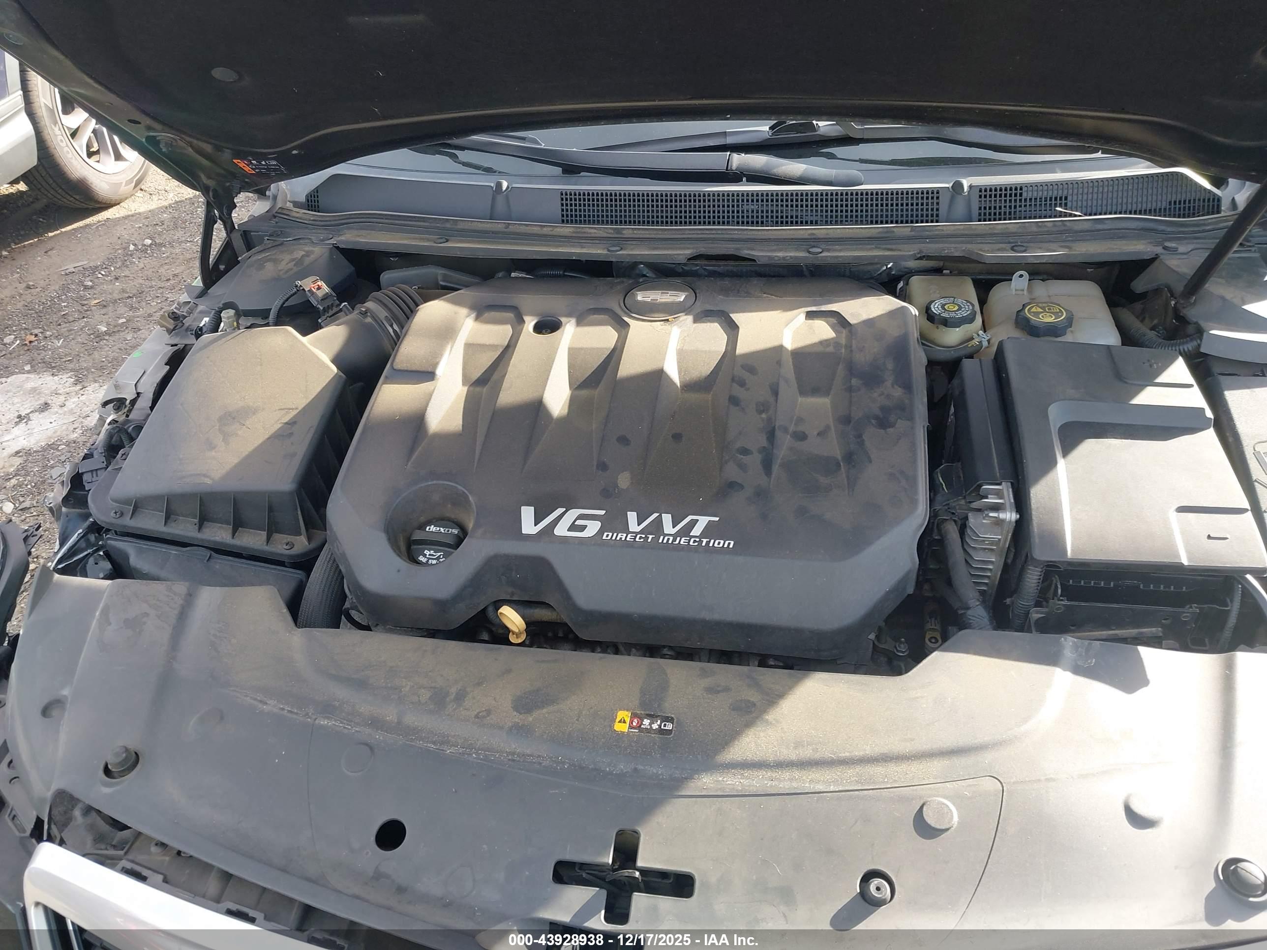 CADILLAC XTS image 10