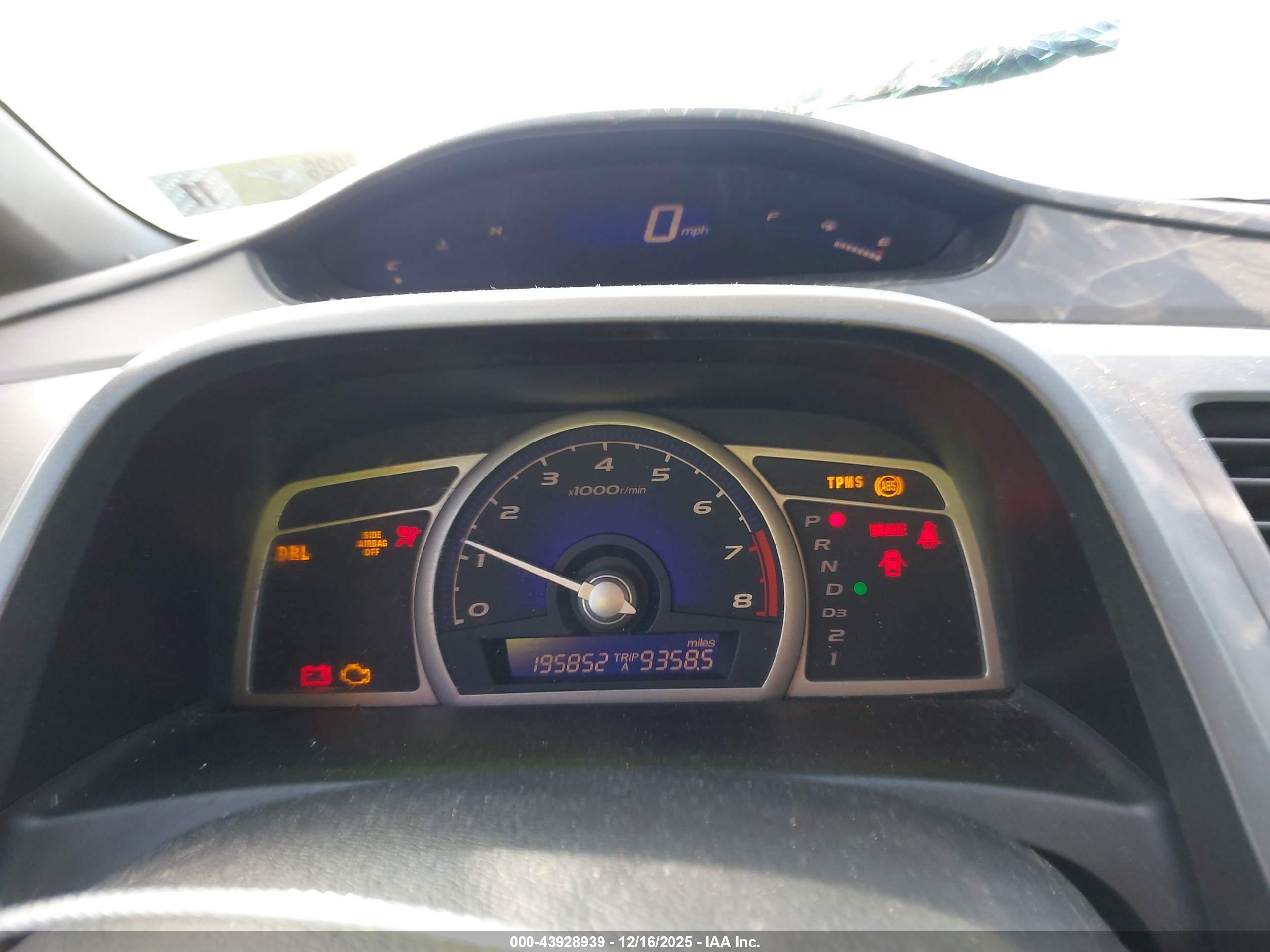 HONDA CIVIC image 7