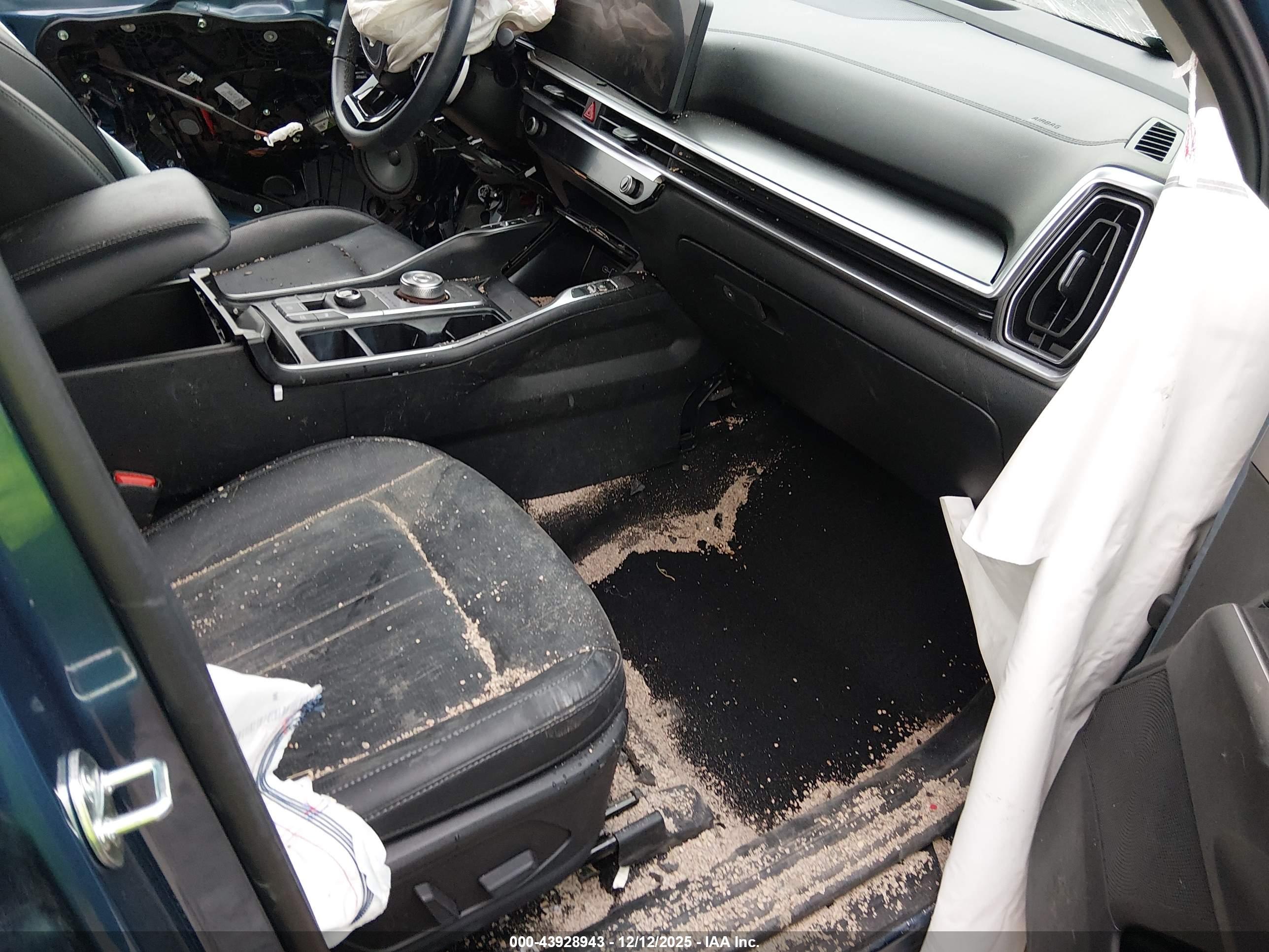 KIA SORENTO image 5