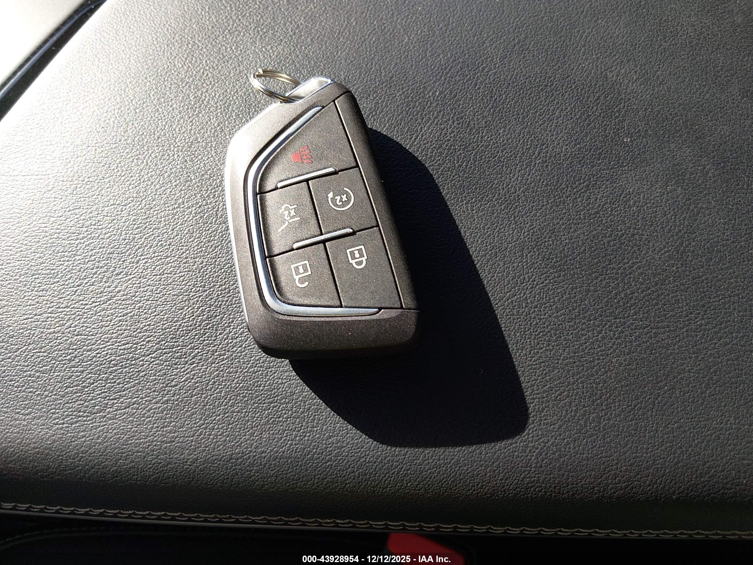 CADILLAC LYRIQ image 11