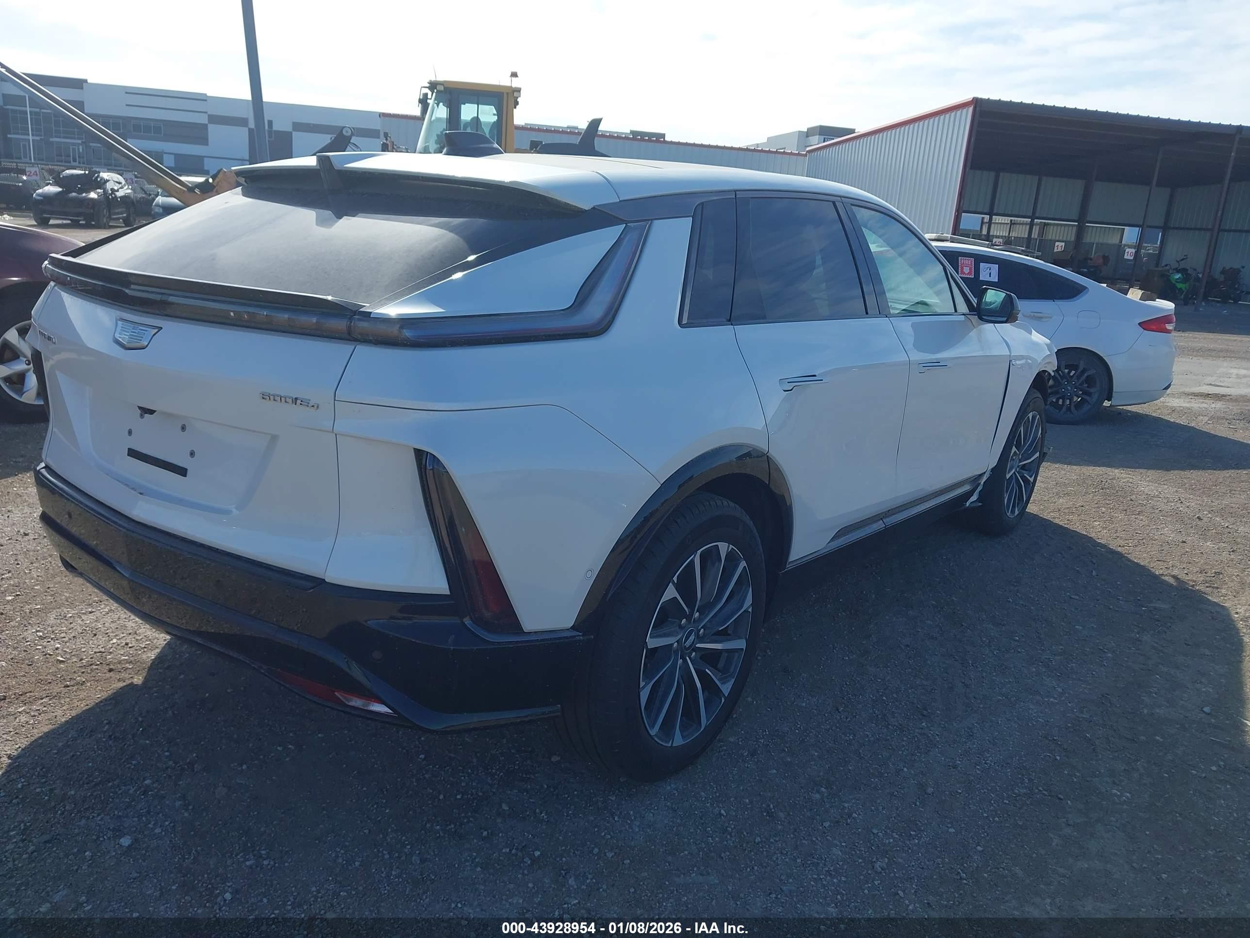 CADILLAC LYRIQ image 4