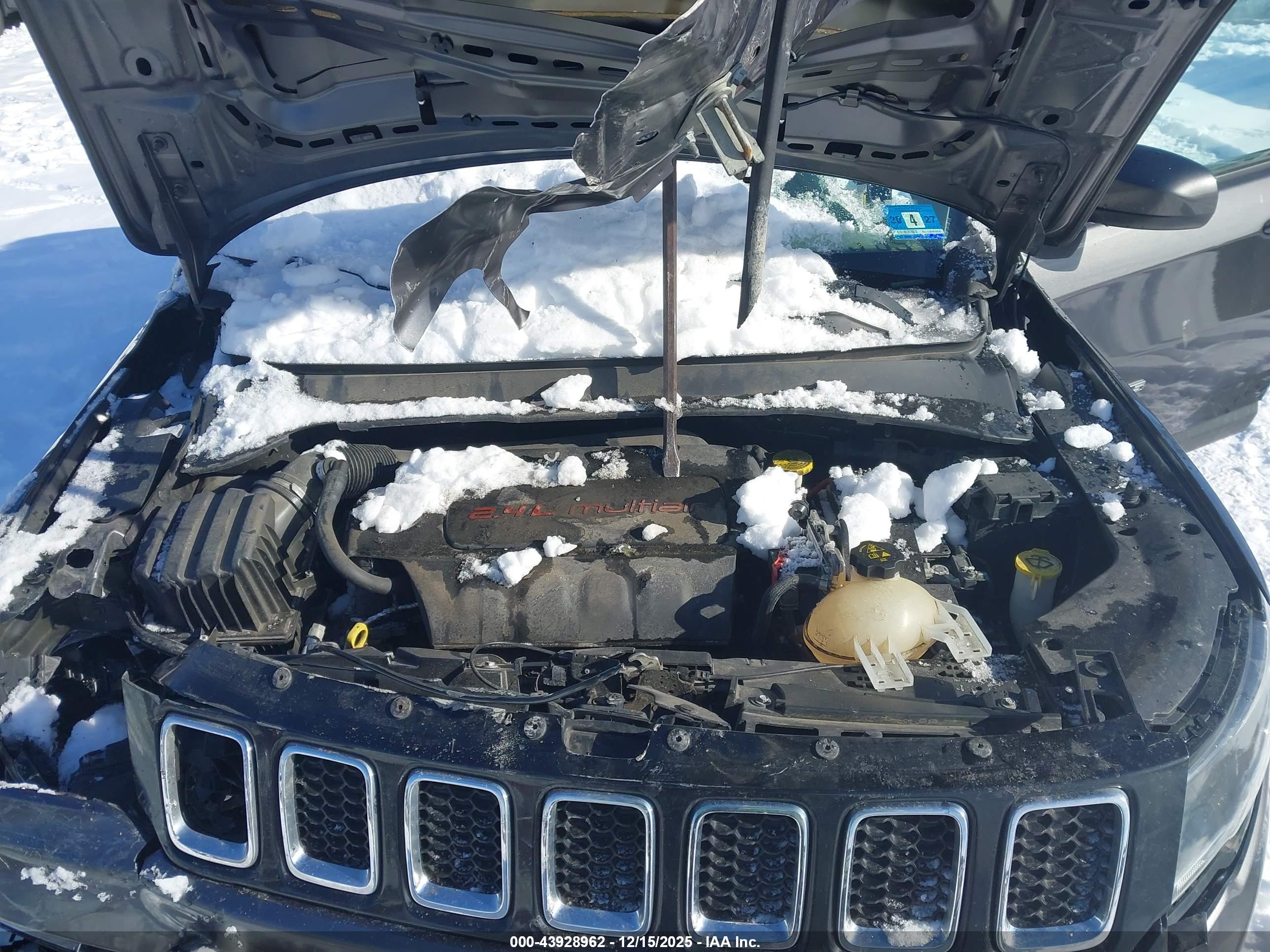 JEEP COMPASS image 10