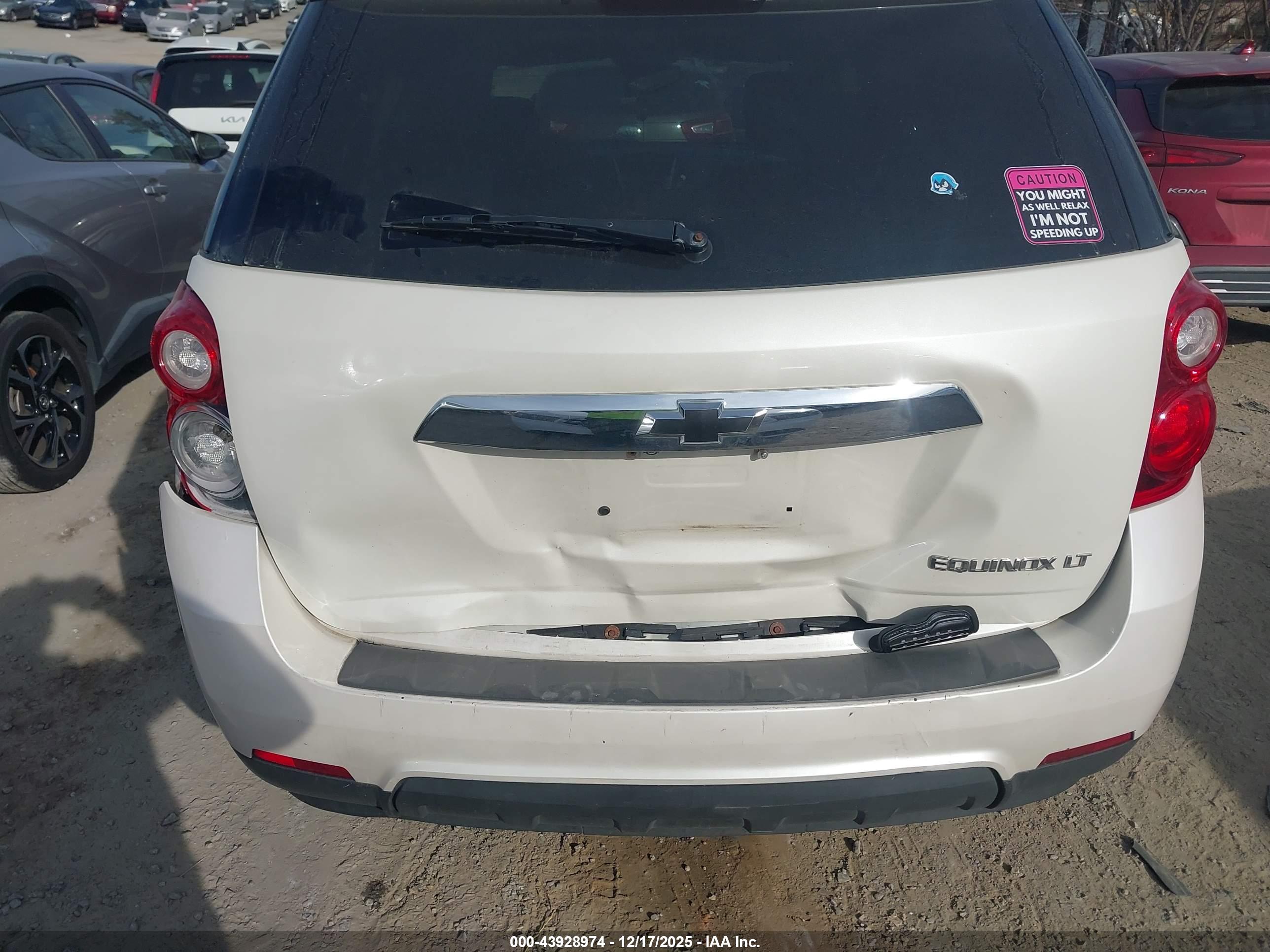 CHEVROLET EQUINOX image 6