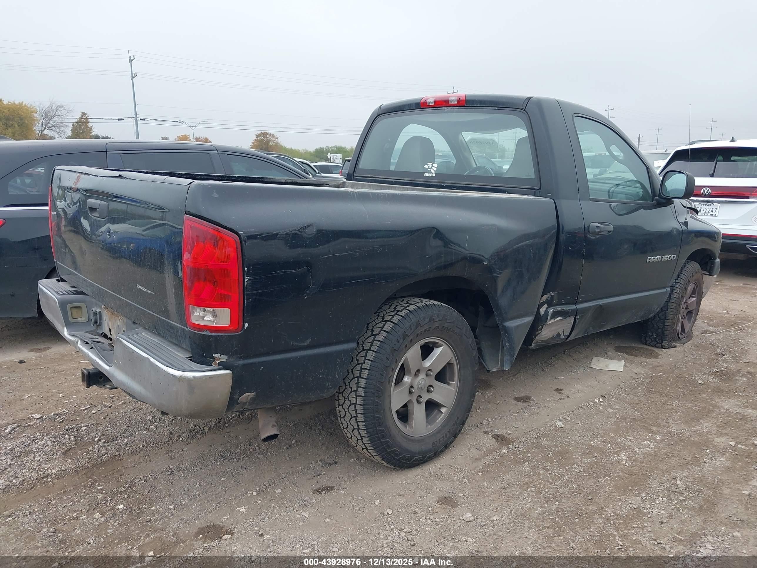 DODGE RAM image 4