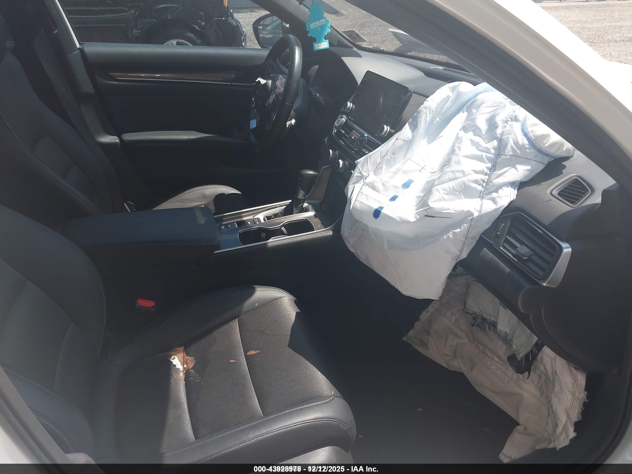 HONDA ACCORD image 5