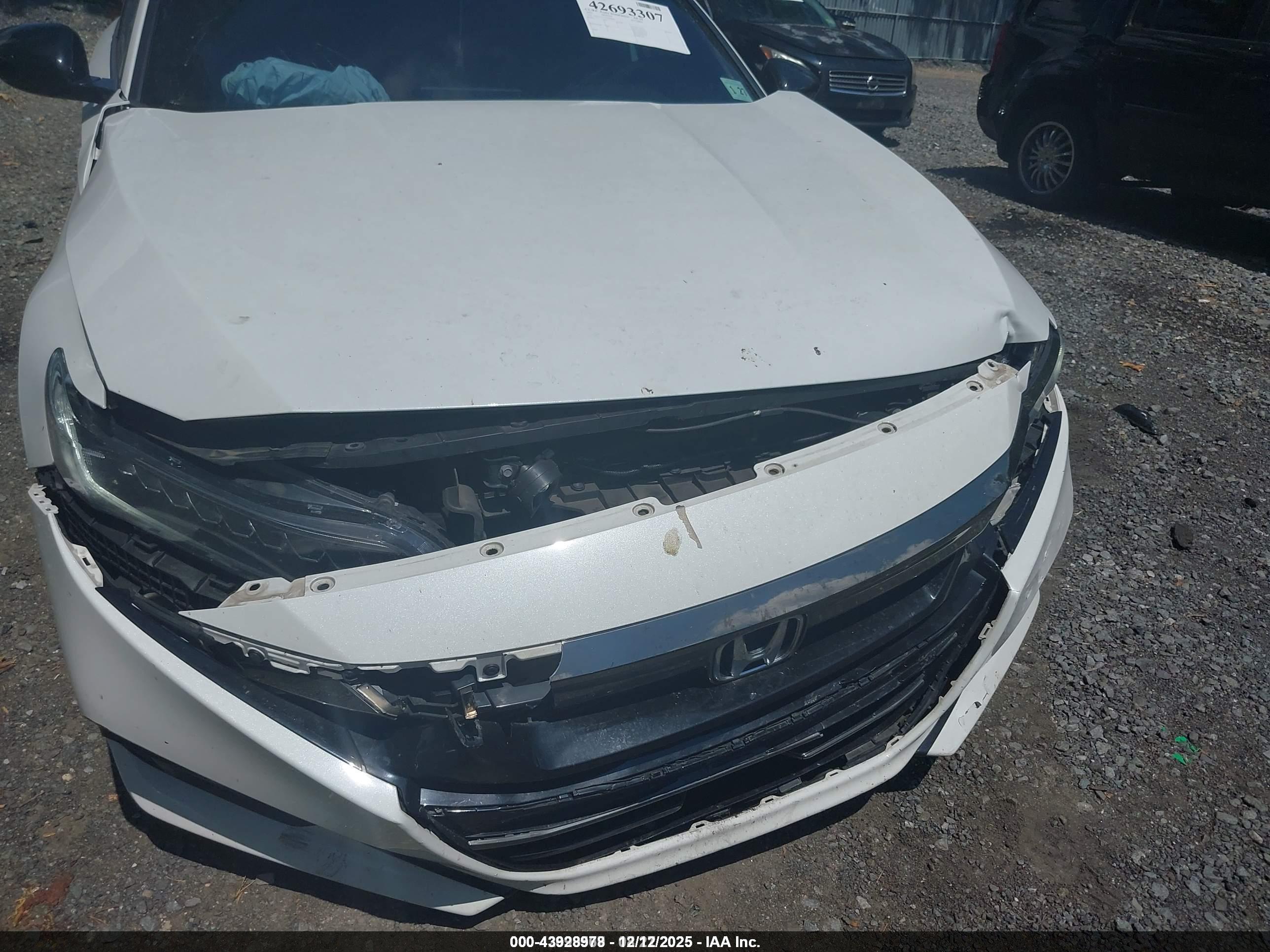 HONDA ACCORD image 6