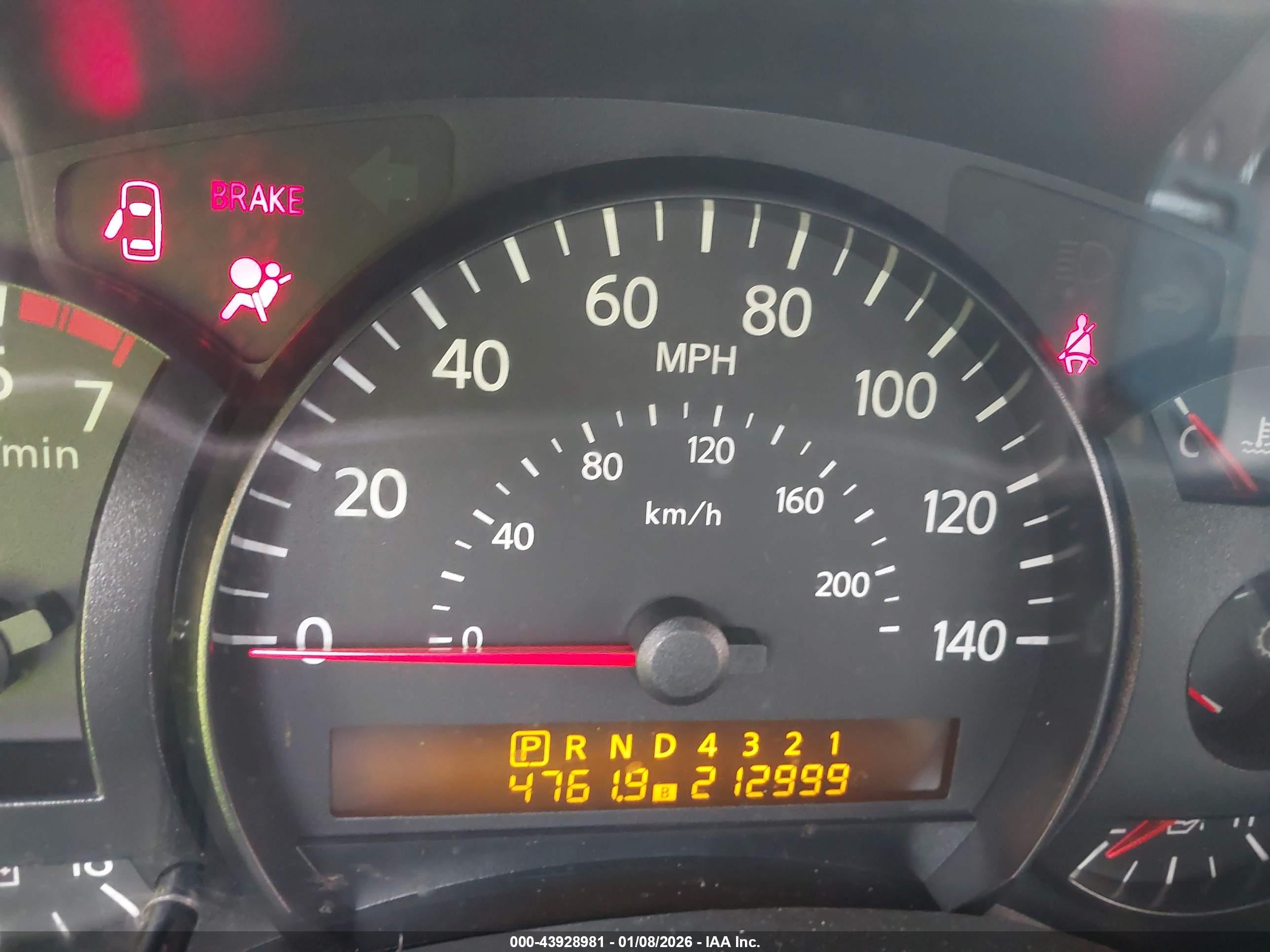 NISSAN TITAN image 7