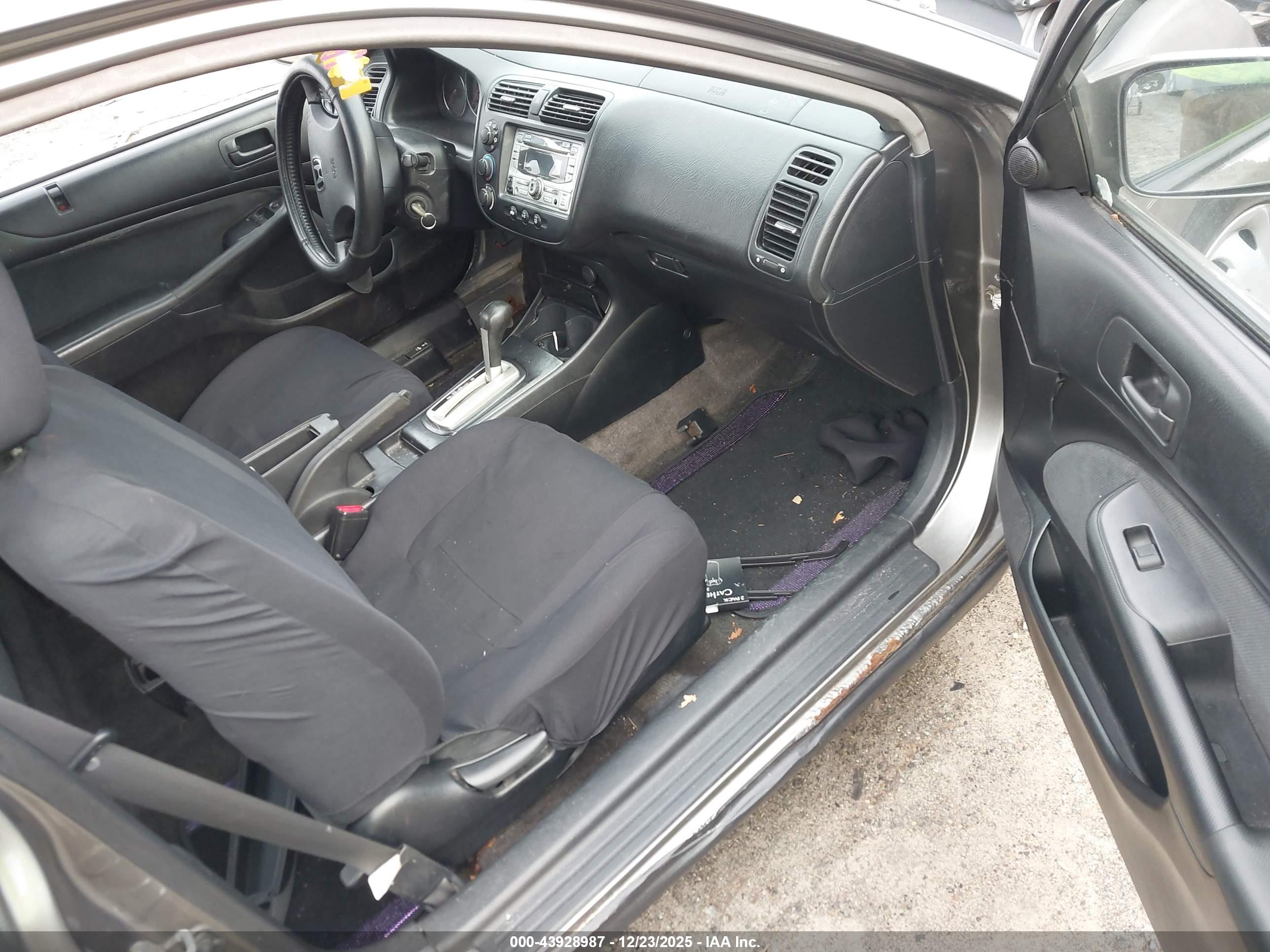 HONDA CIVIC image 5