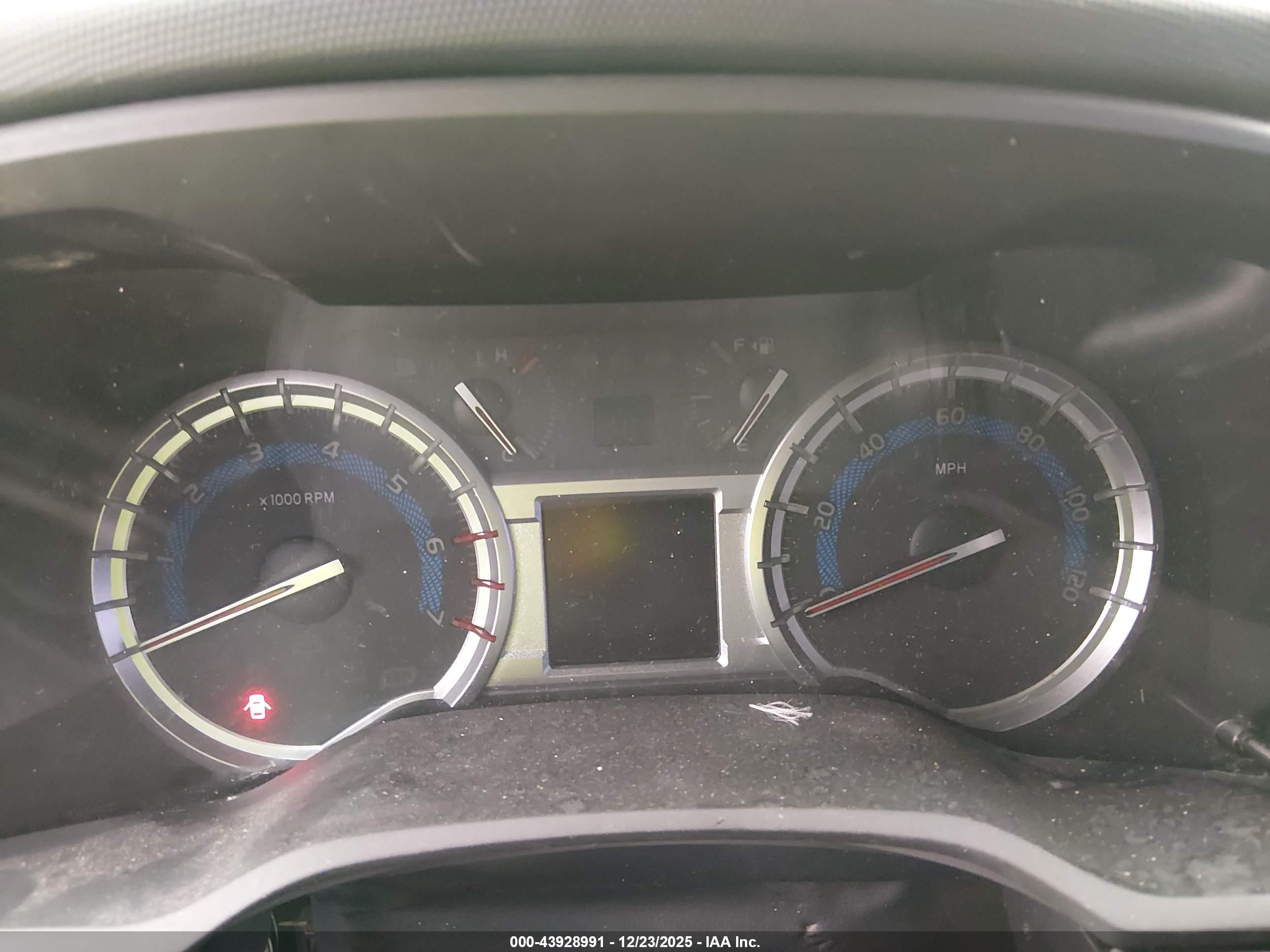 TOYOTA 4RUNNER image 7