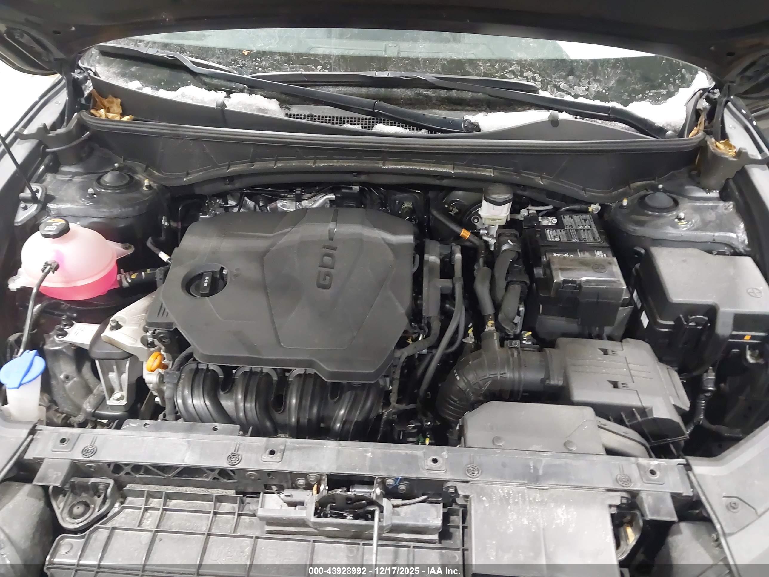 HYUNDAI TUCSON image 10