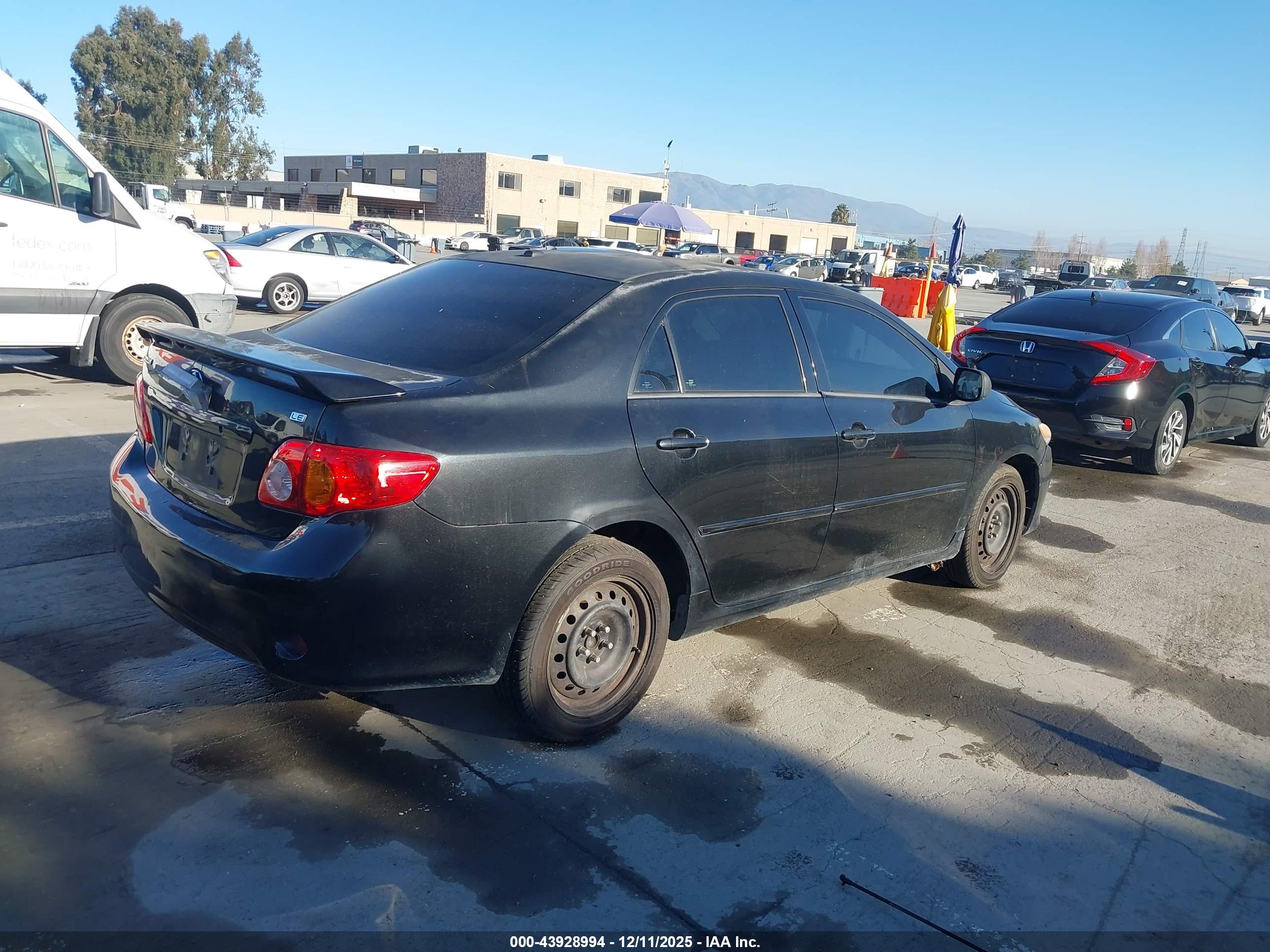 TOYOTA COROLLA image 4