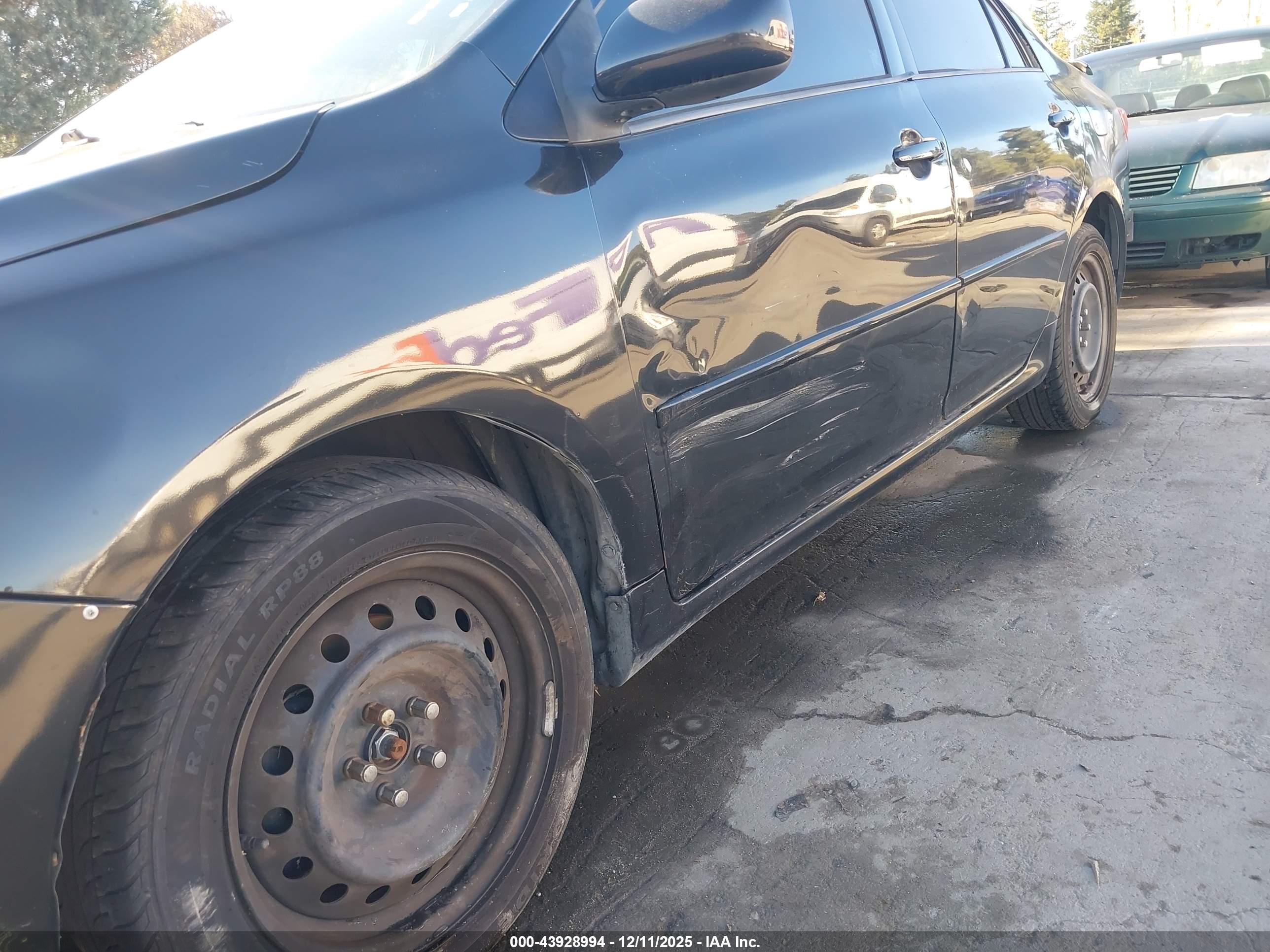 TOYOTA COROLLA image 6