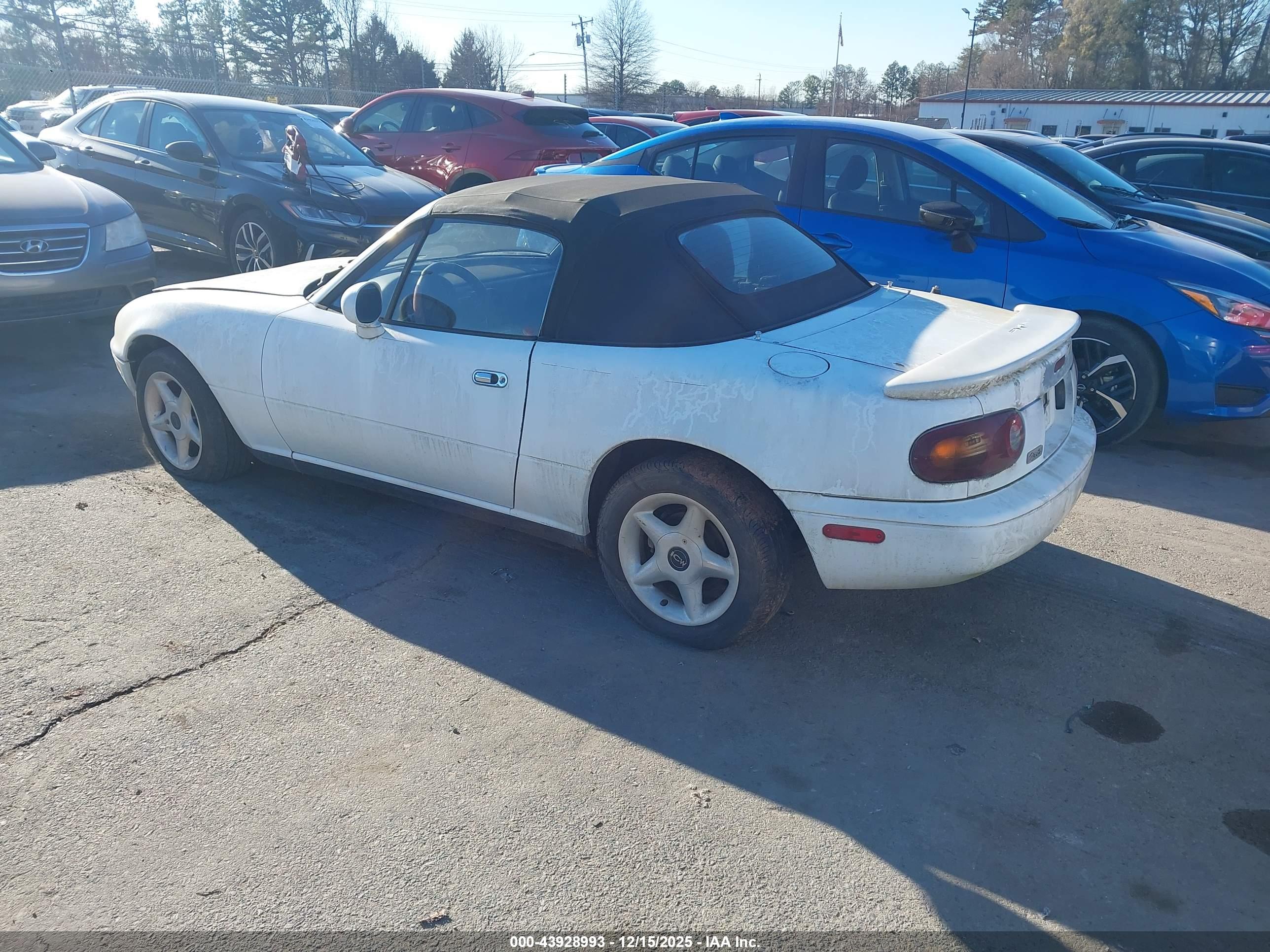 MAZDA MX-5 image 3