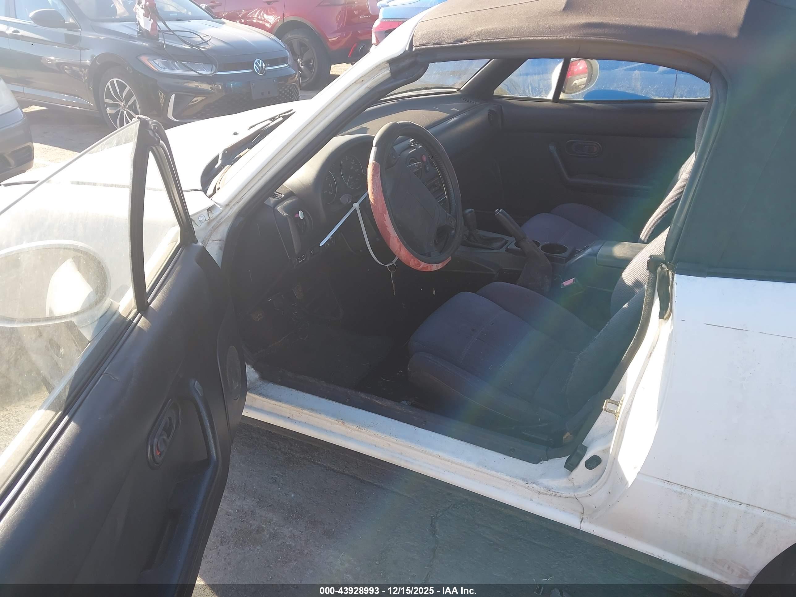 MAZDA MX-5 image 5