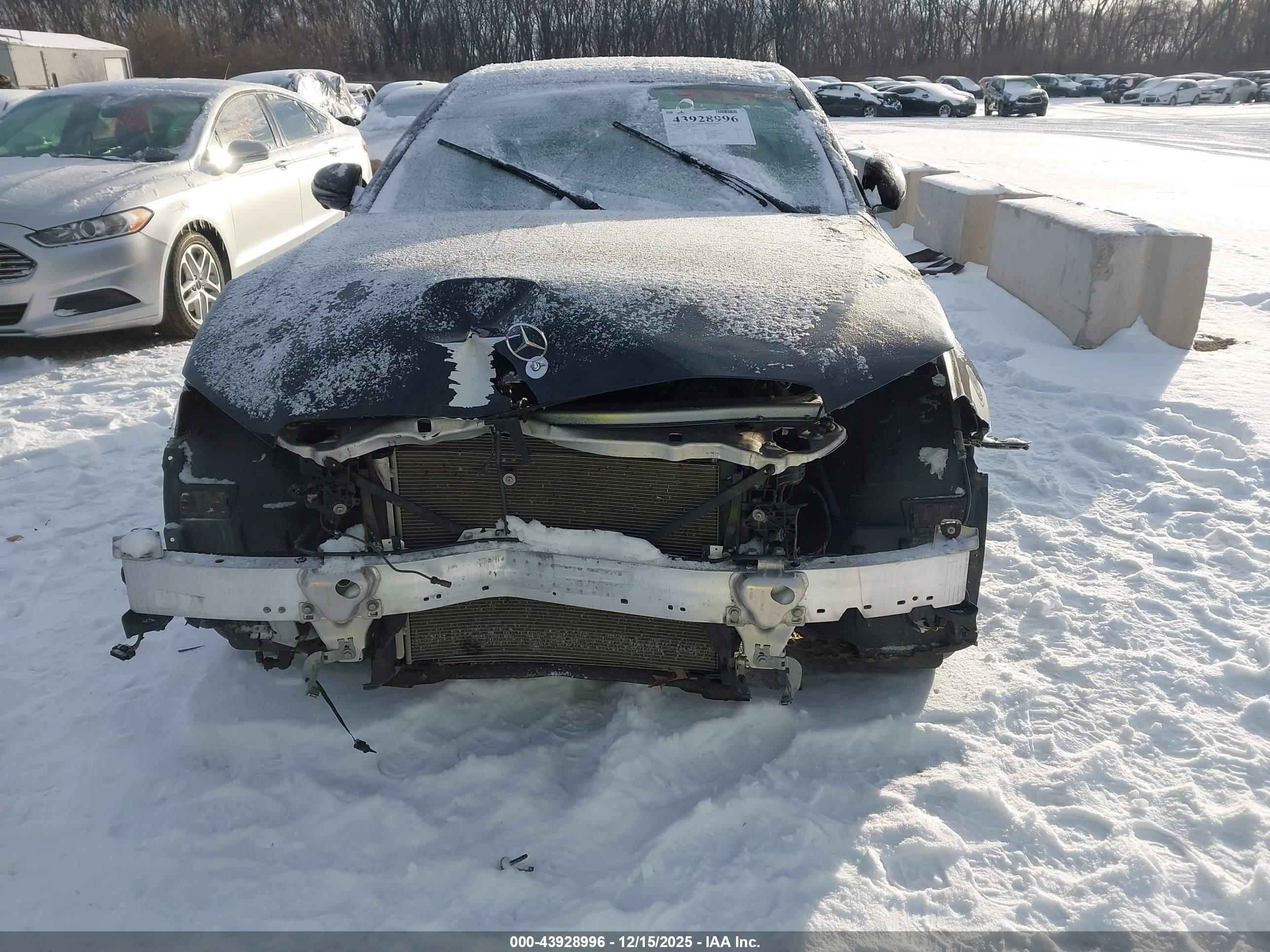 MERCEDES-BENZ E image 6