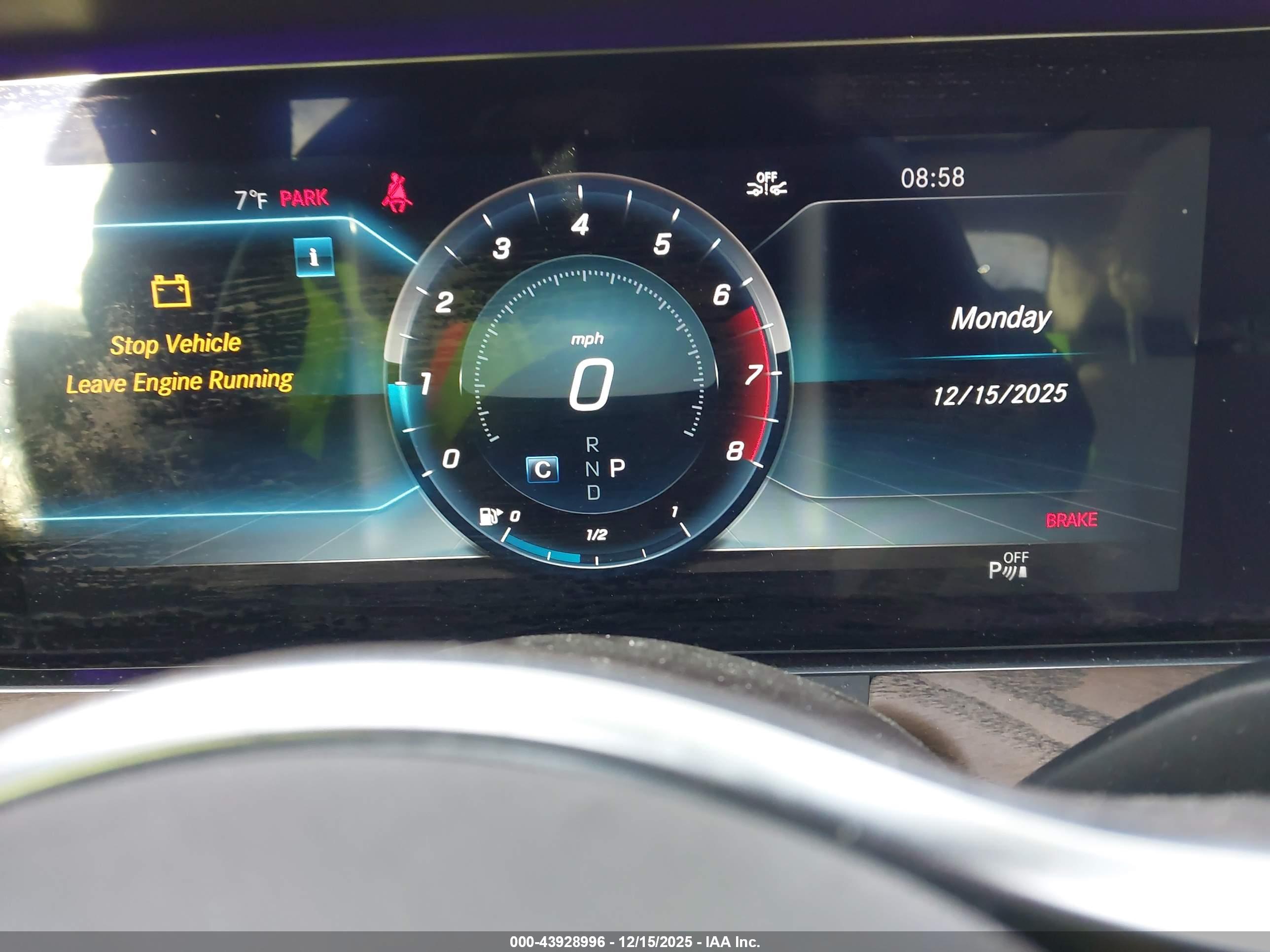 MERCEDES-BENZ E image 7