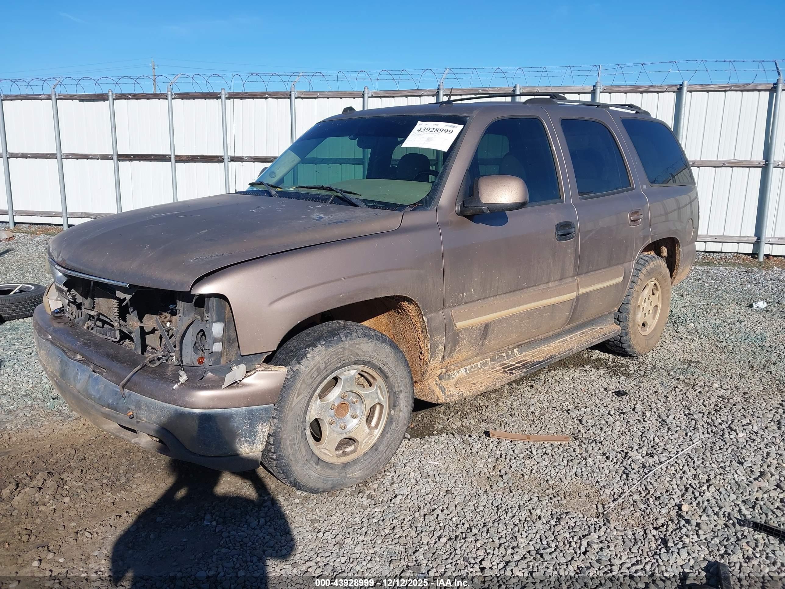 CHEVROLET TAHOE image 2