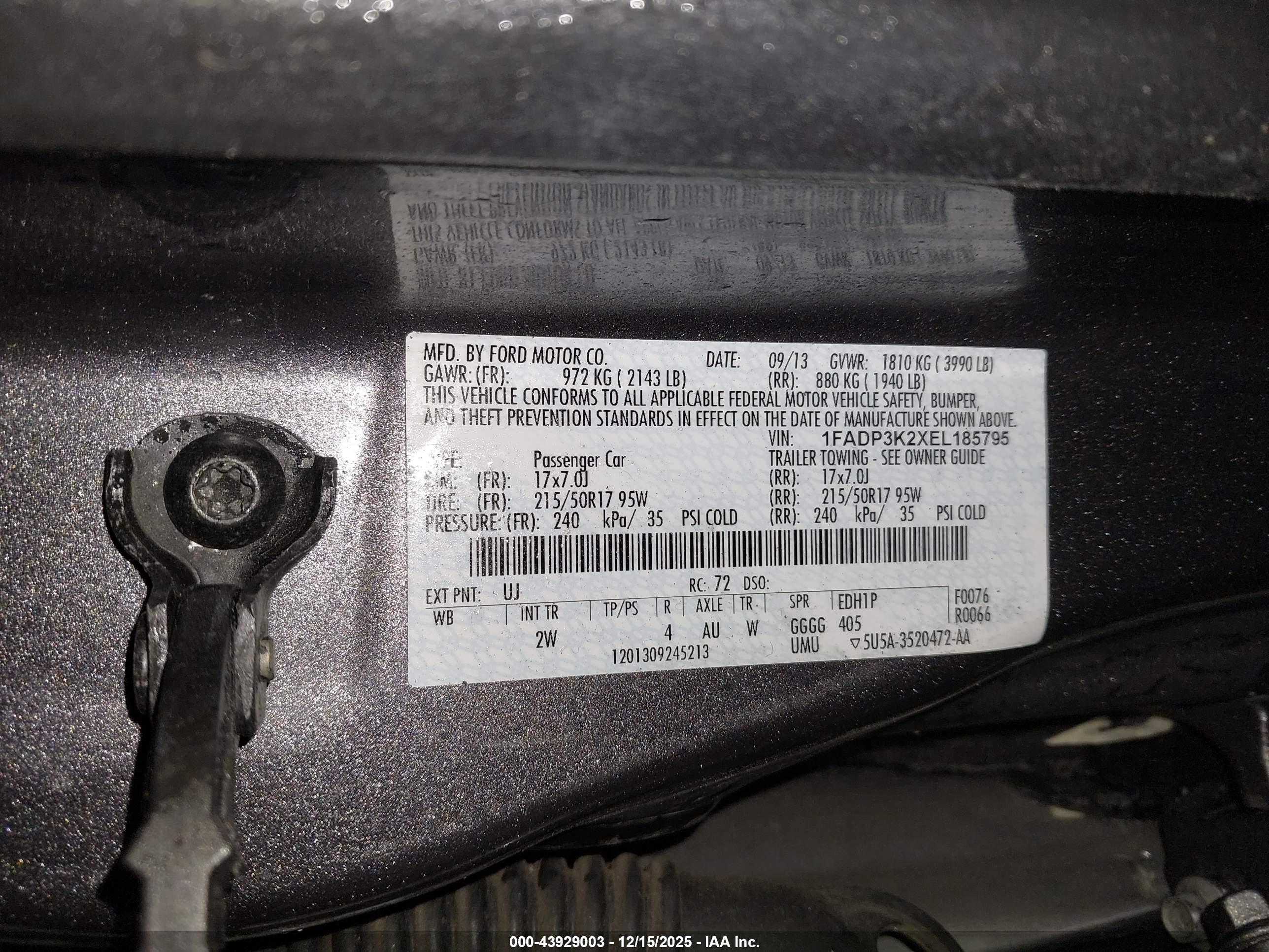FORD FOCUS image 9