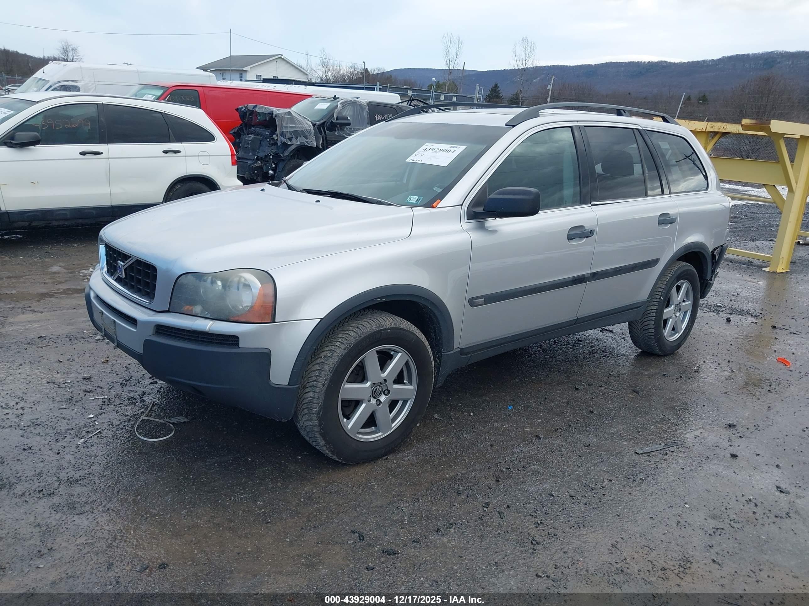 VOLVO XC90 image 2