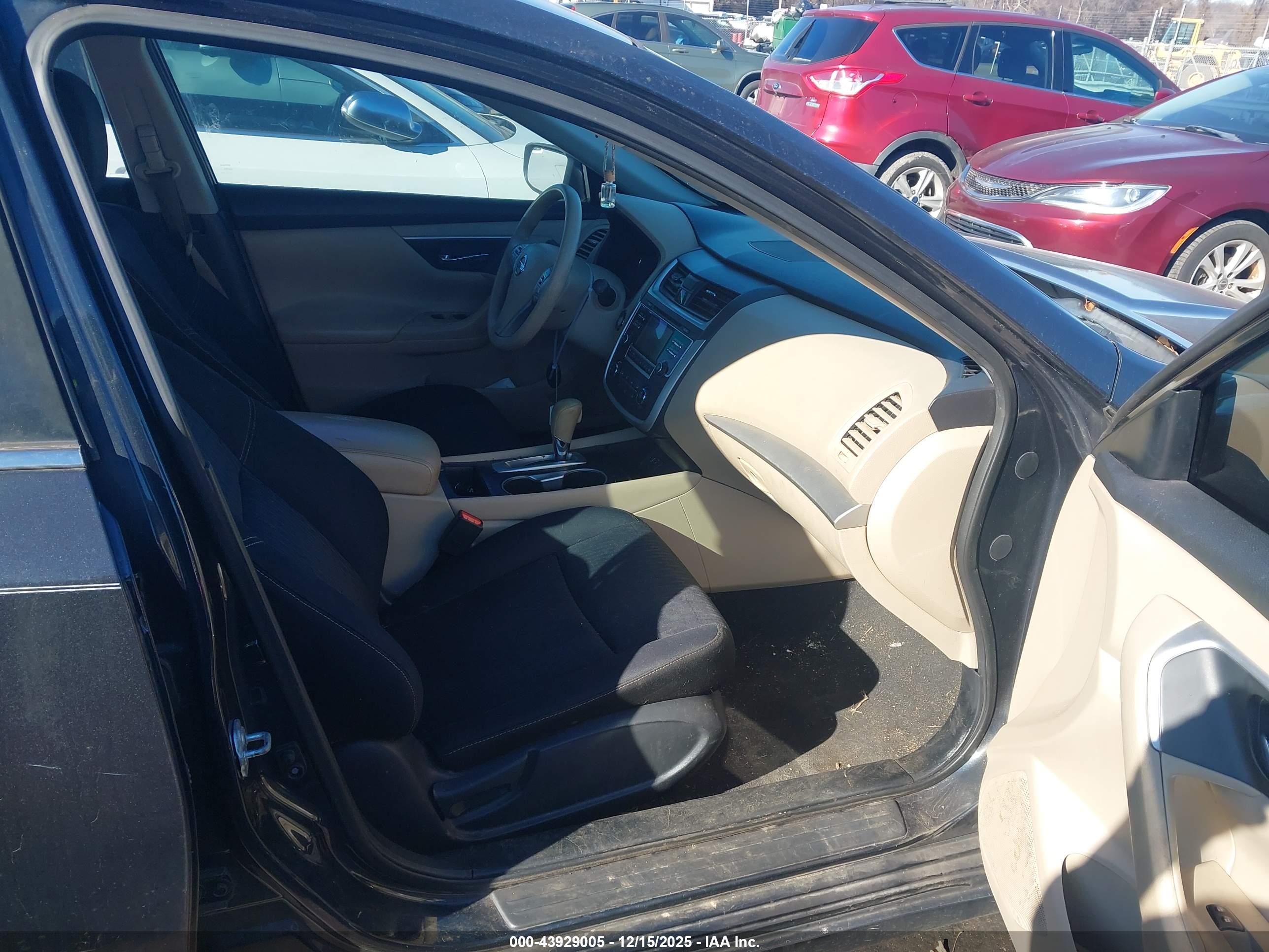 NISSAN ALTIMA image 5