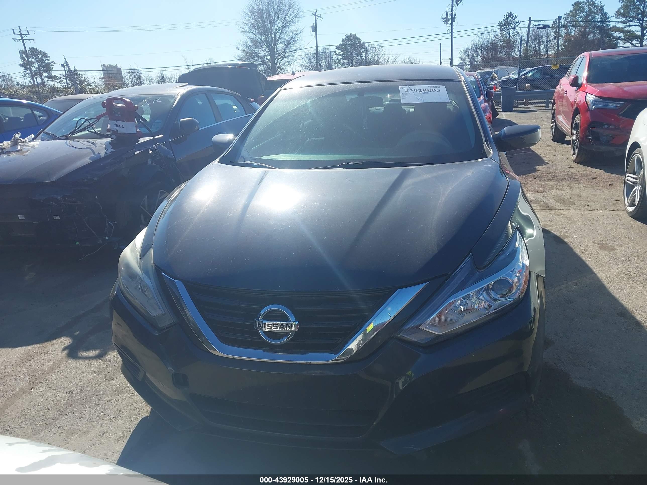 NISSAN ALTIMA image 6