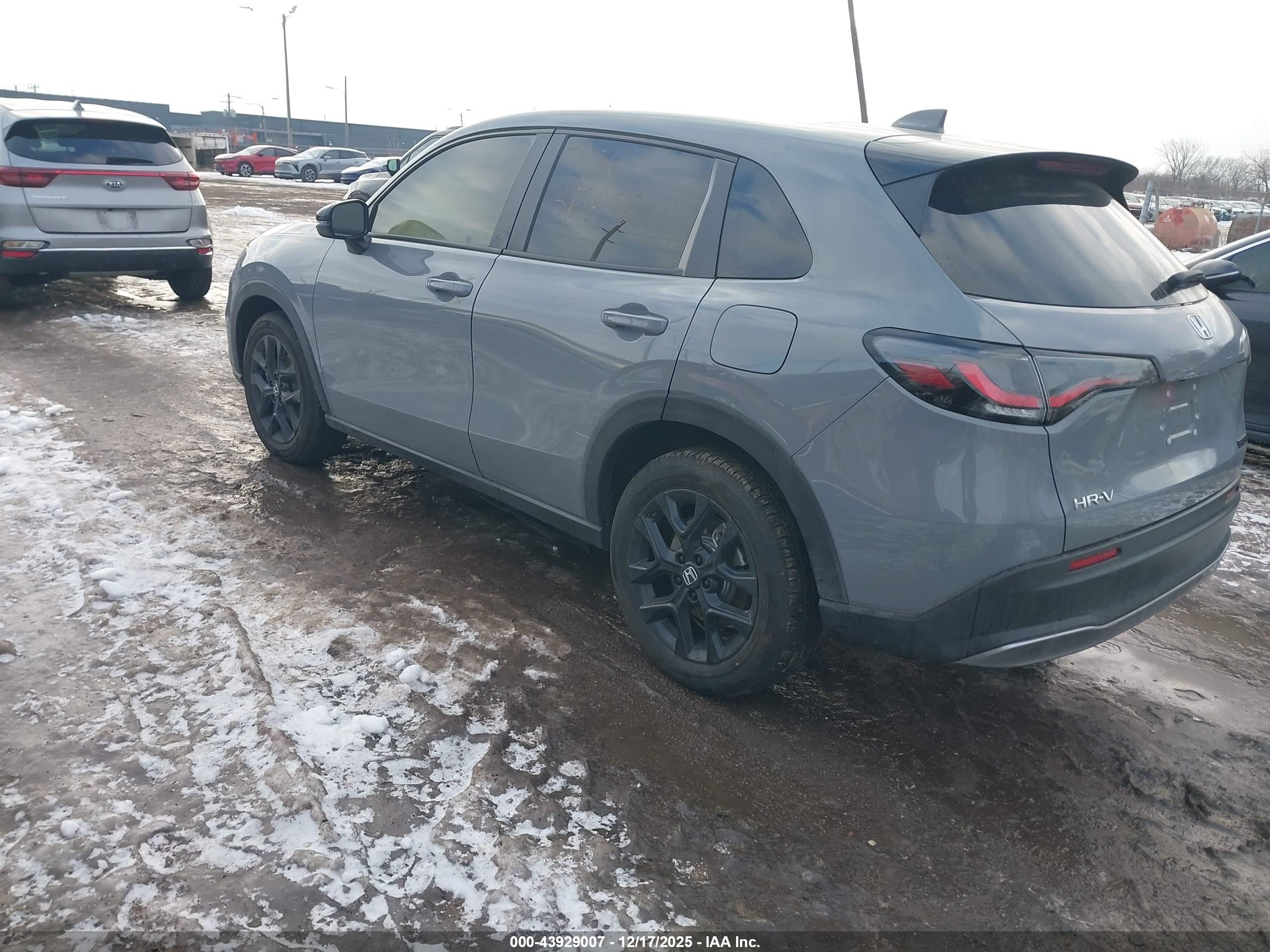 HONDA HR-V image 3