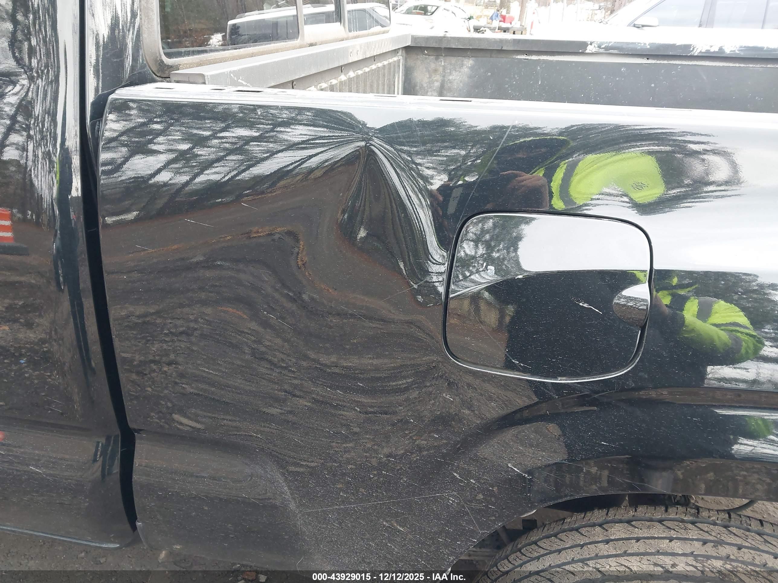 TOYOTA TACOMA image 6