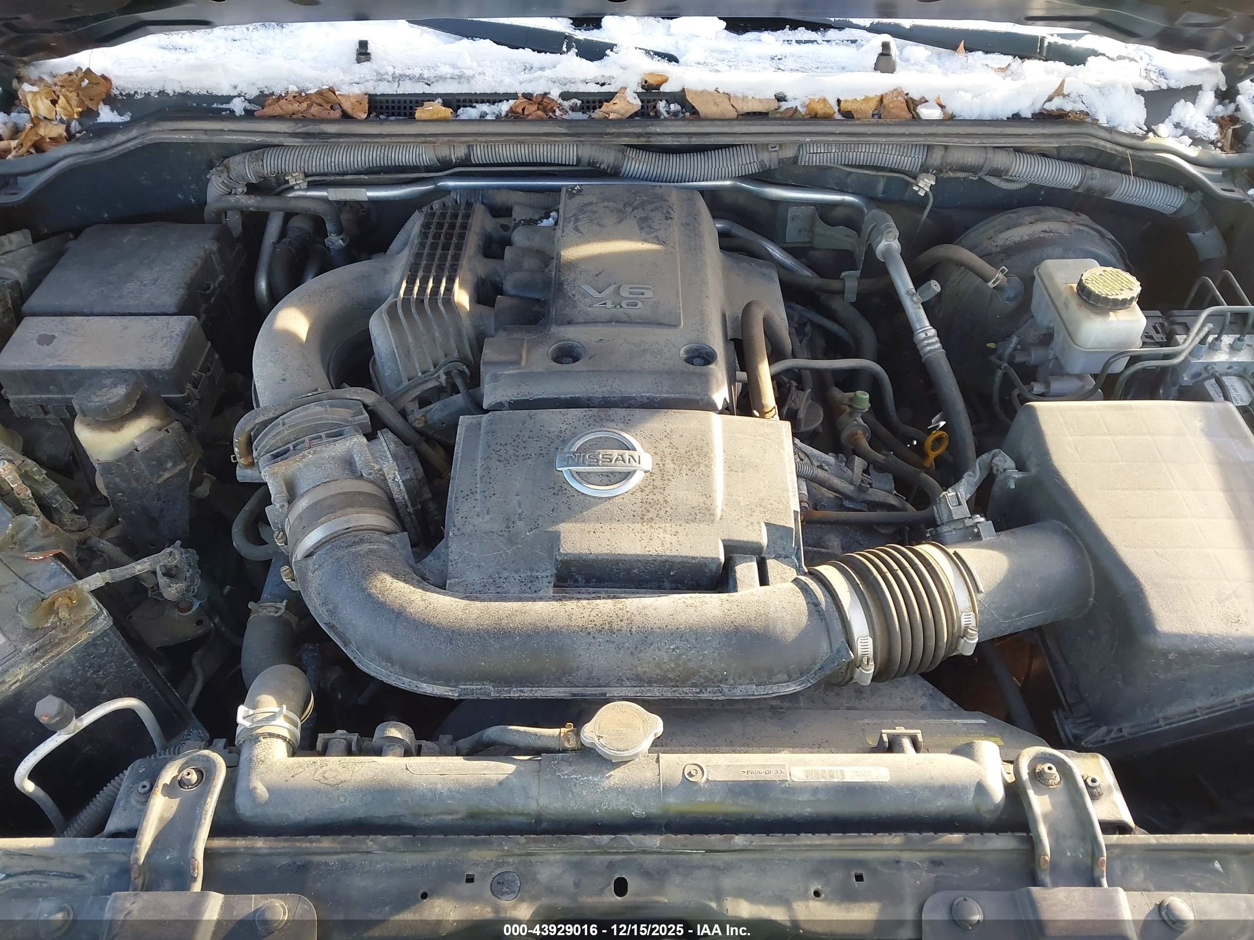 NISSAN FRONTIER image 10