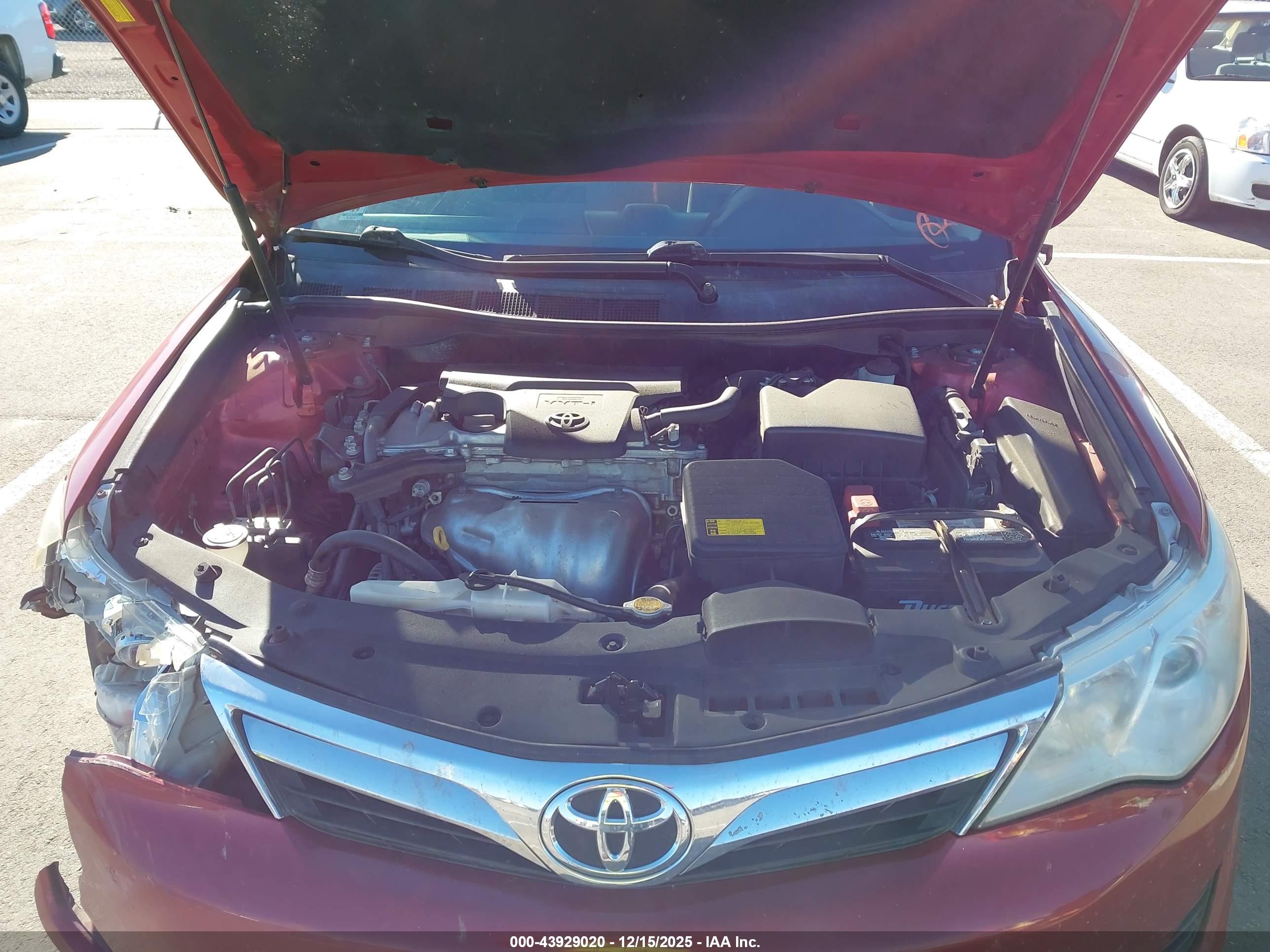 TOYOTA CAMRY image 10
