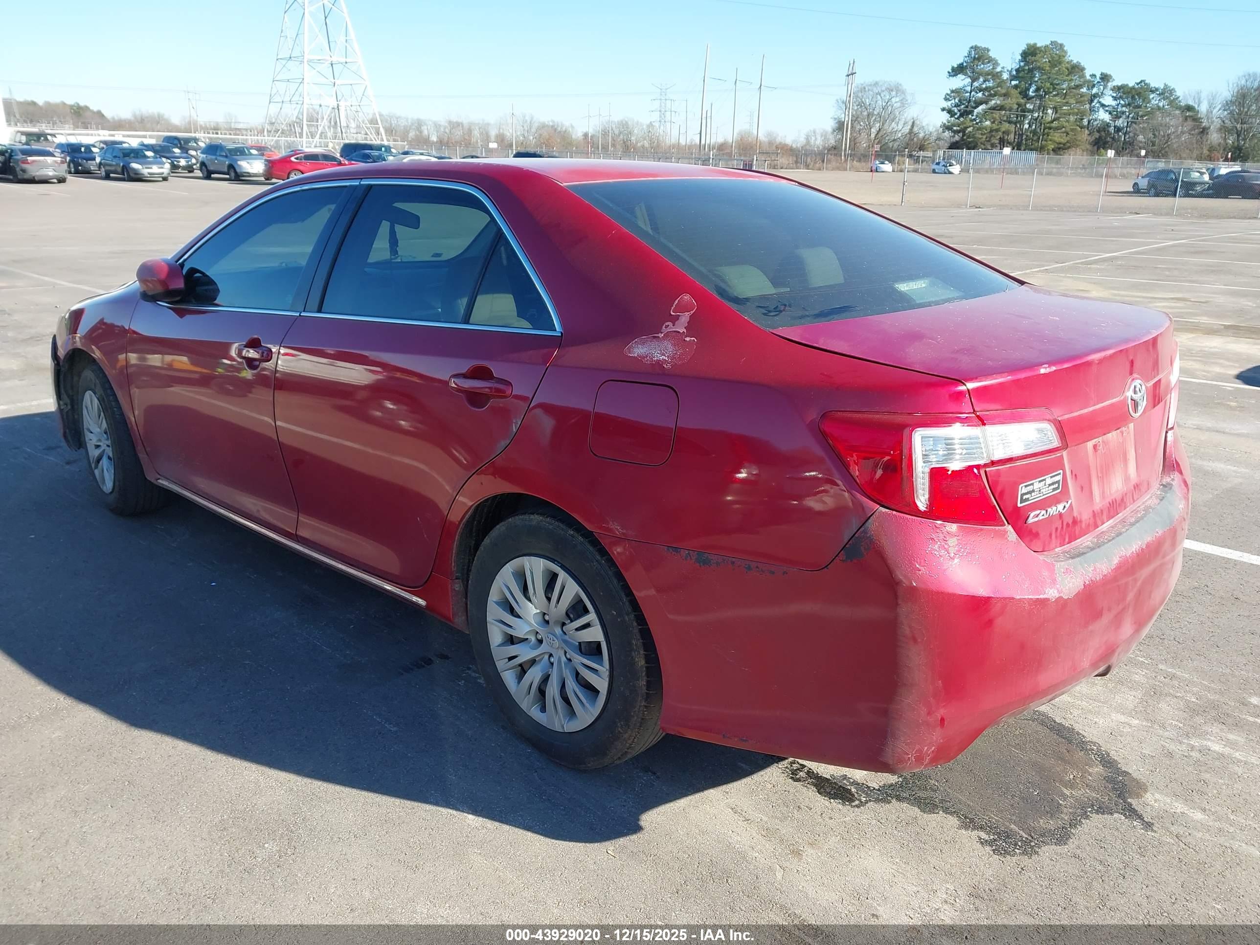 TOYOTA CAMRY image 3
