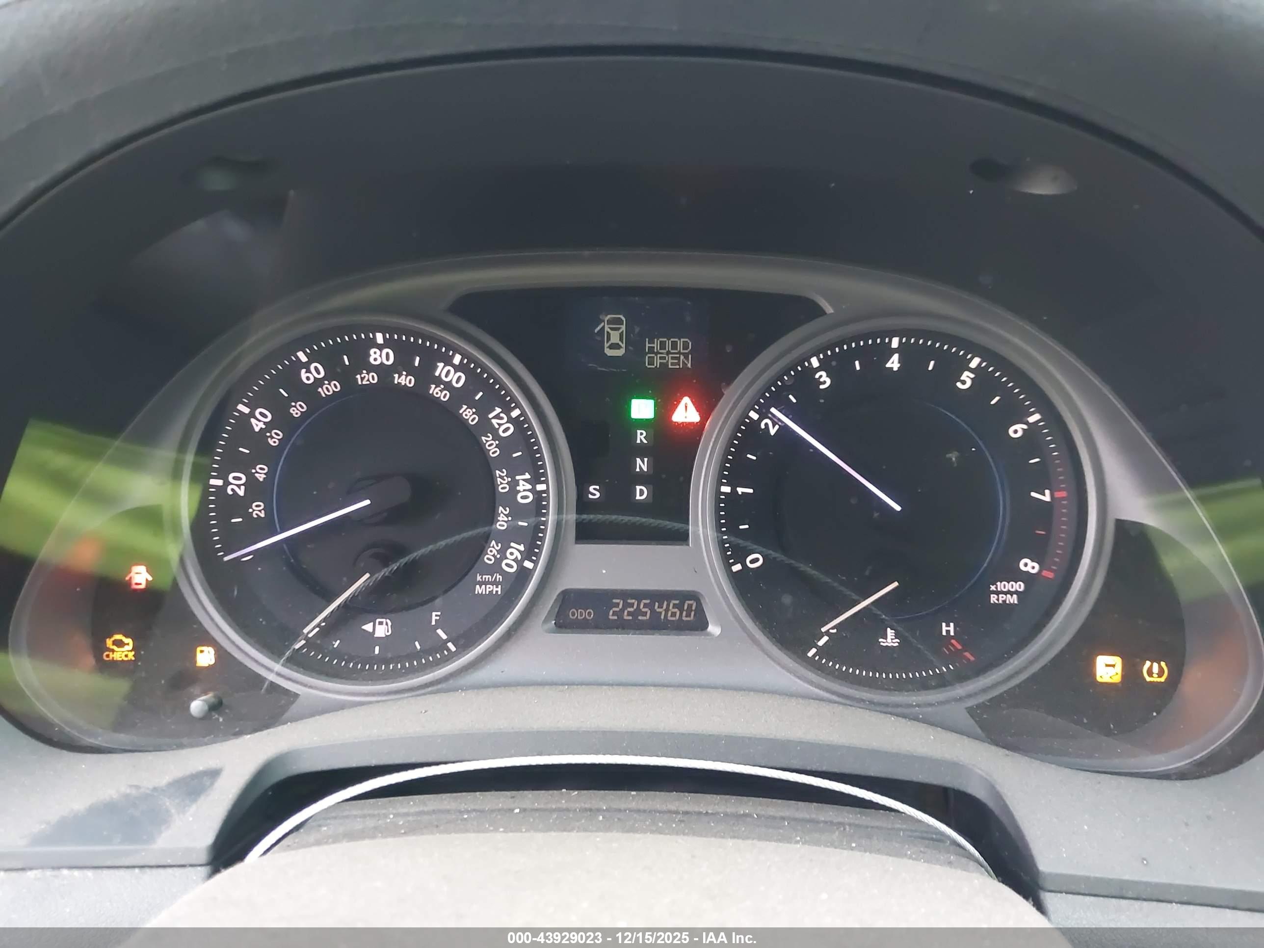 LEXUS IS image 7