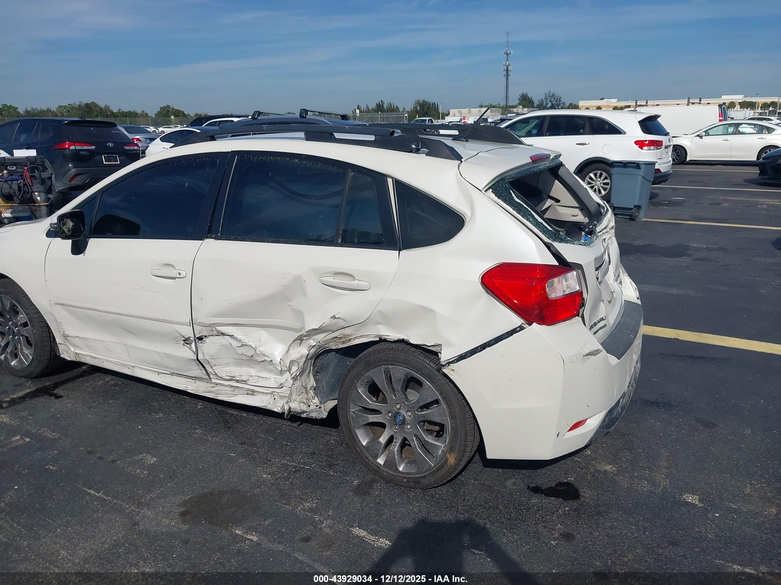SUBARU IMPREZA image 6