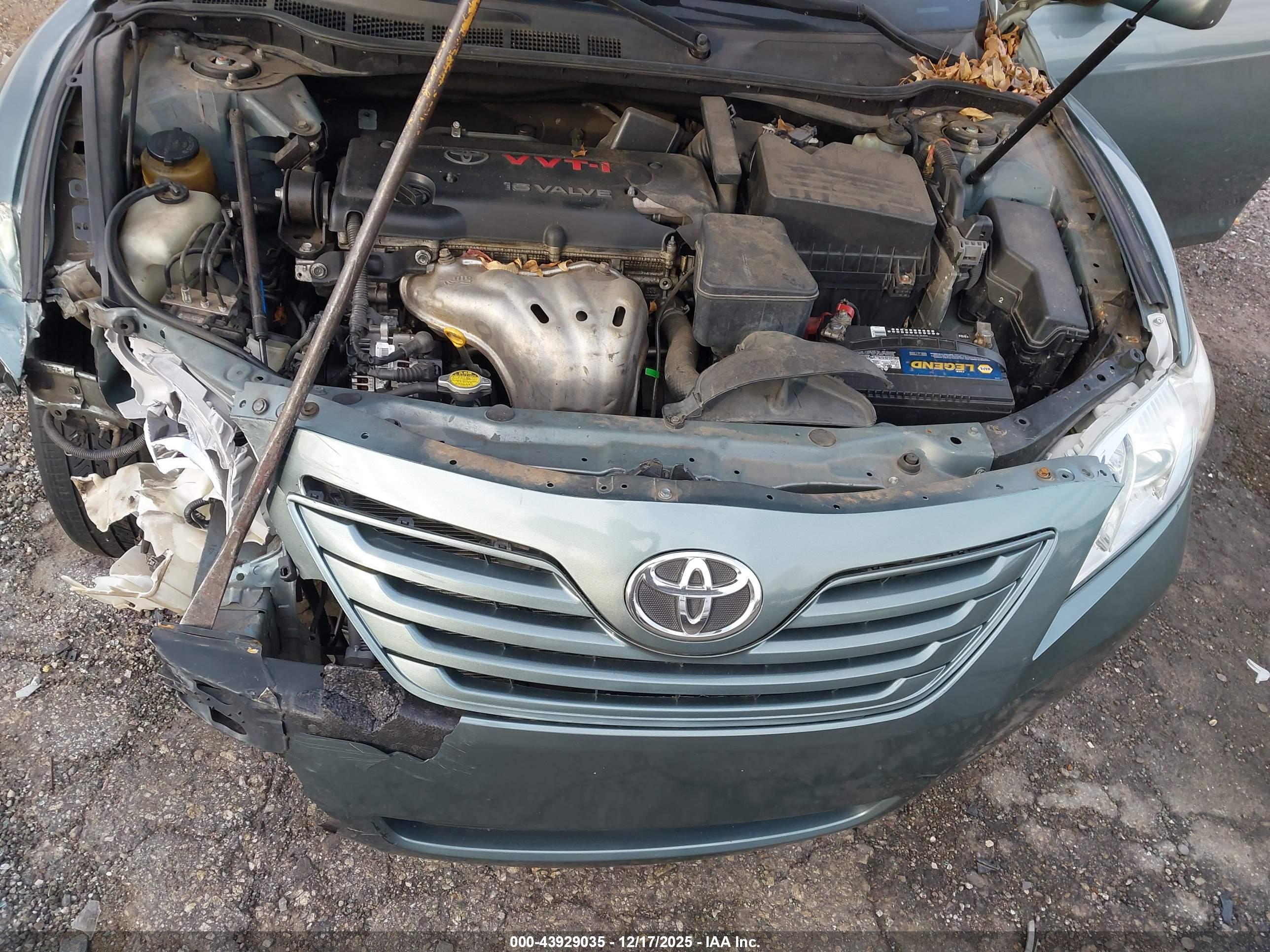 TOYOTA CAMRY image 10