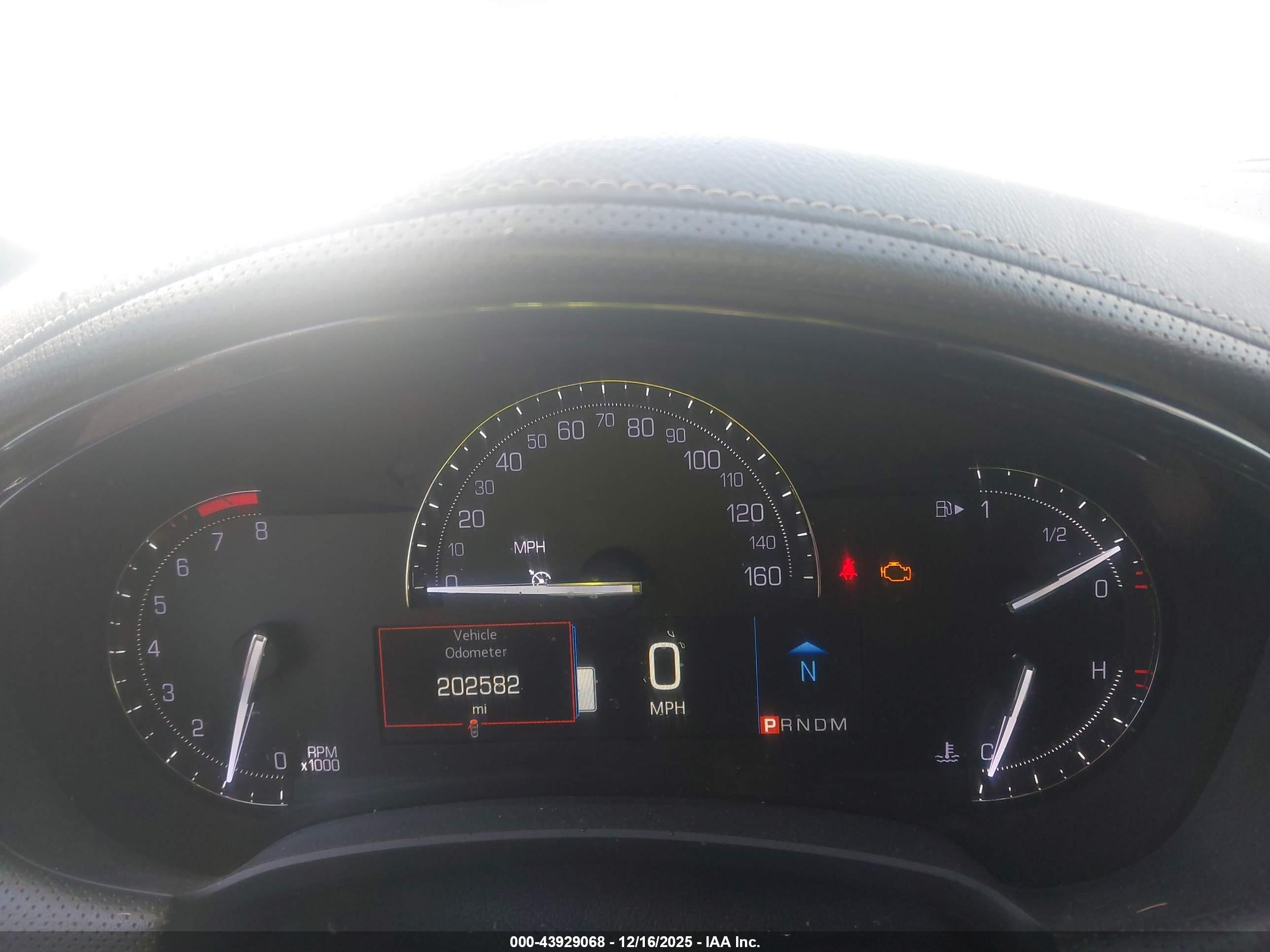 CADILLAC XTS image 7