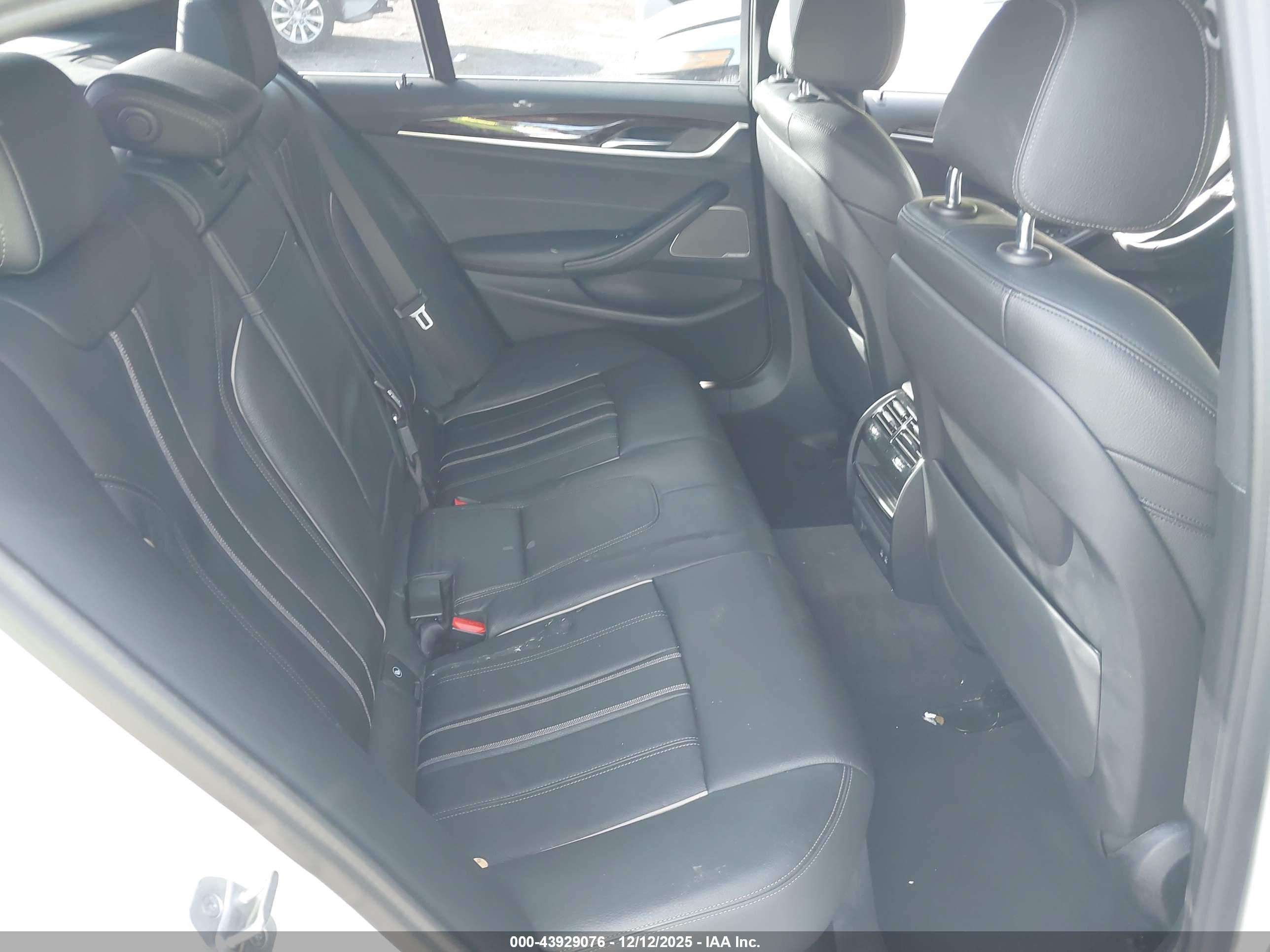BMW 530 image 8
