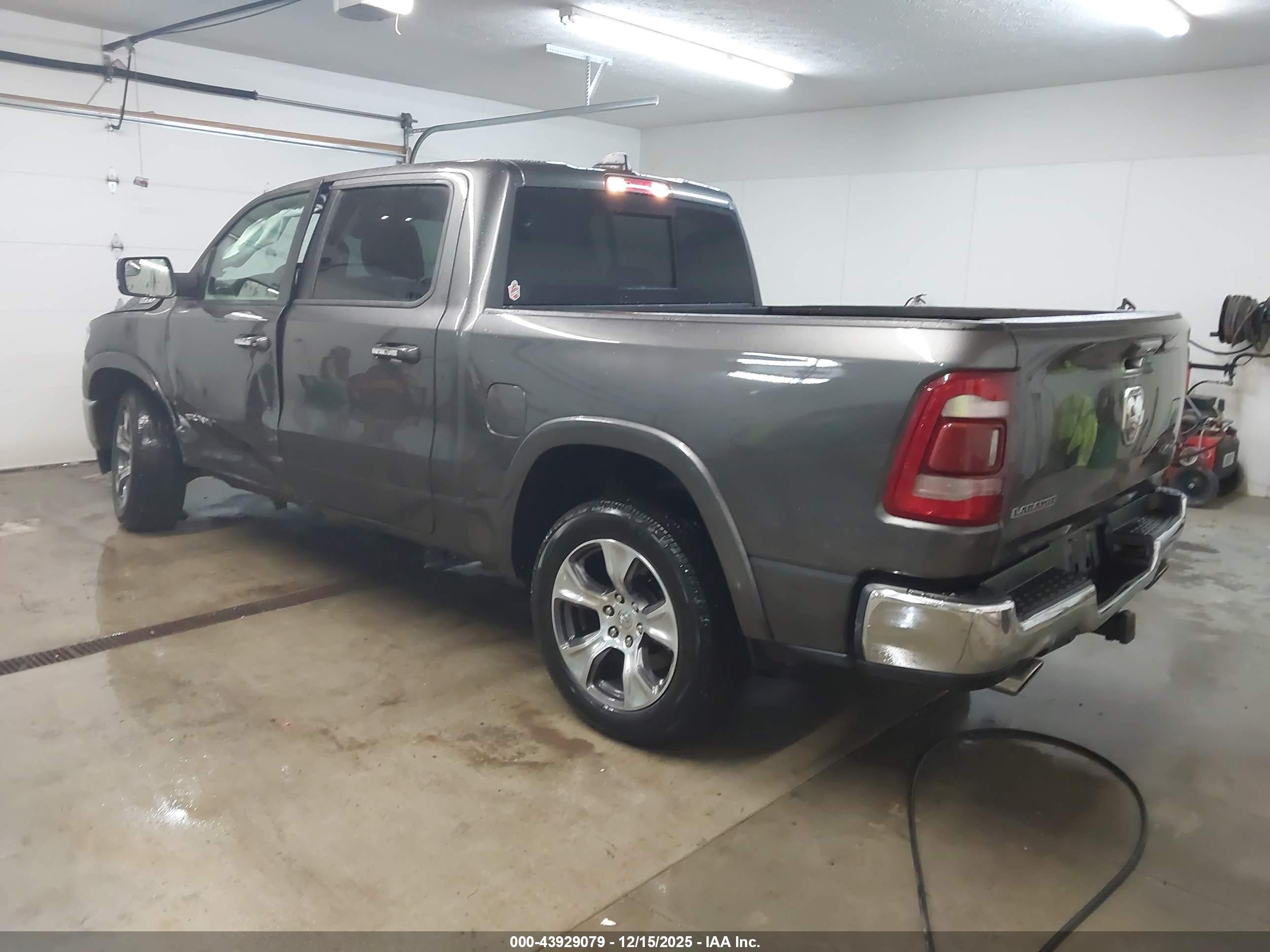 RAM 1500 image 3