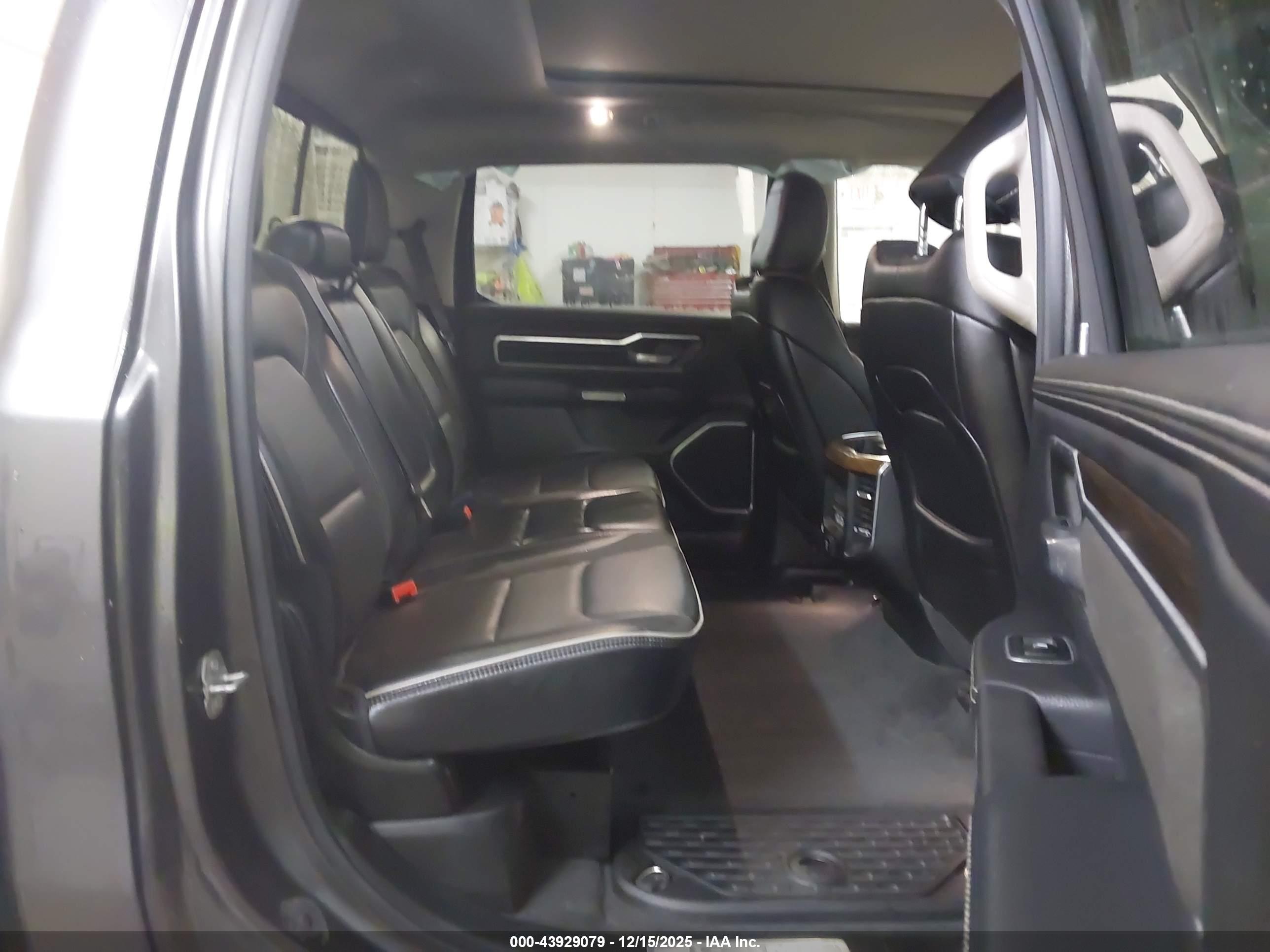 RAM 1500 image 8